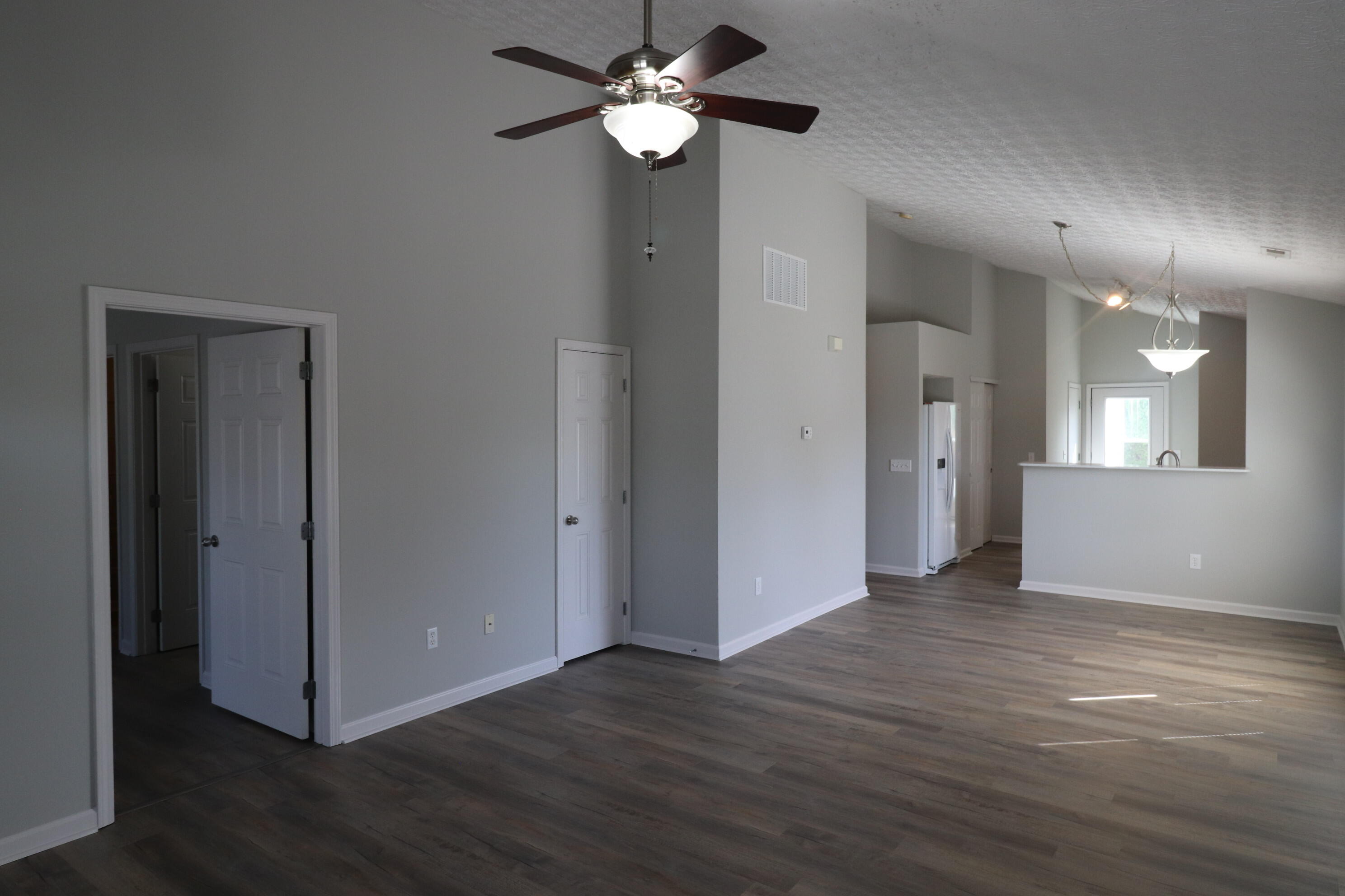 1032 Lemon Rue Way Property Photo 6