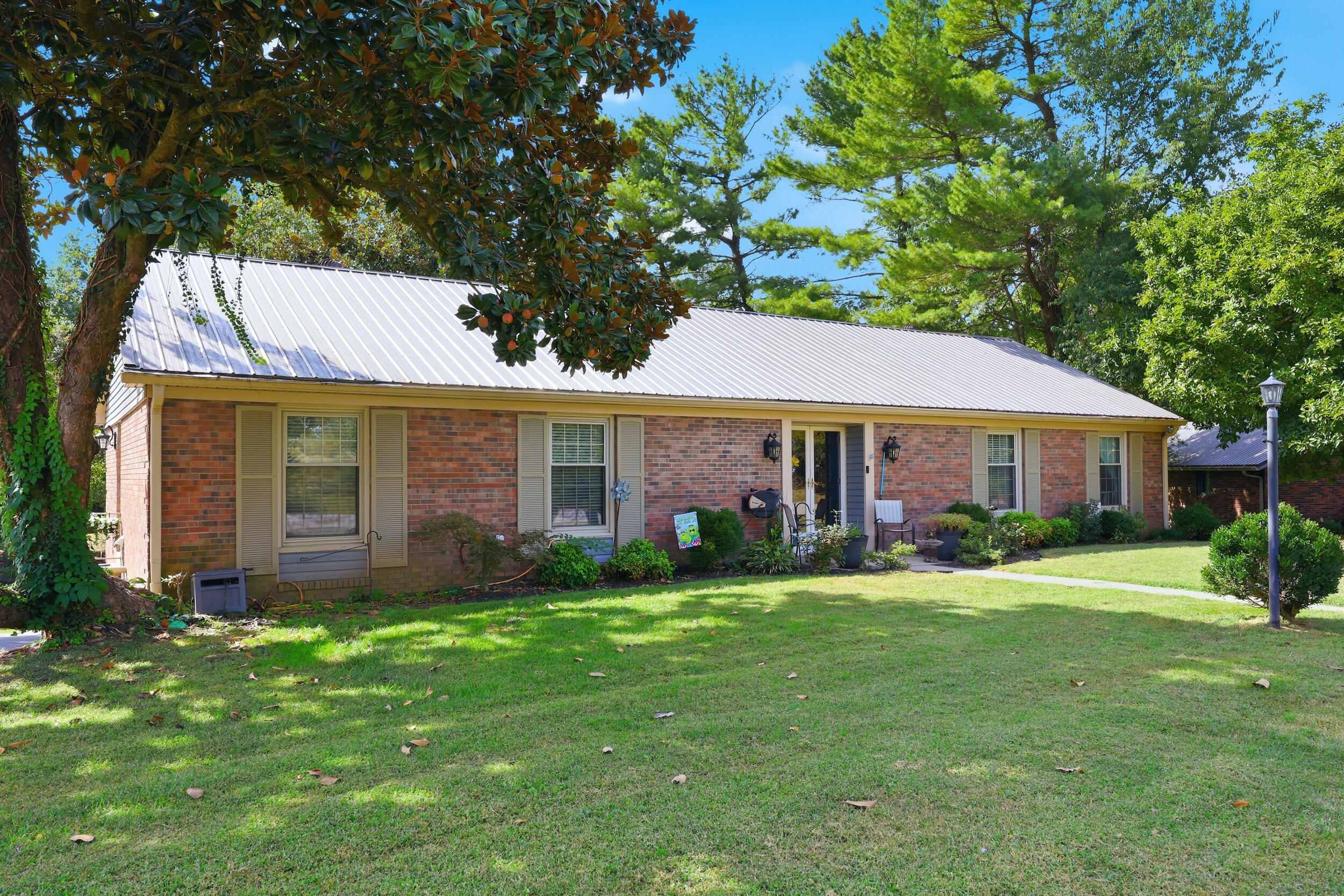 11 Warwick Lane Property Photo 2