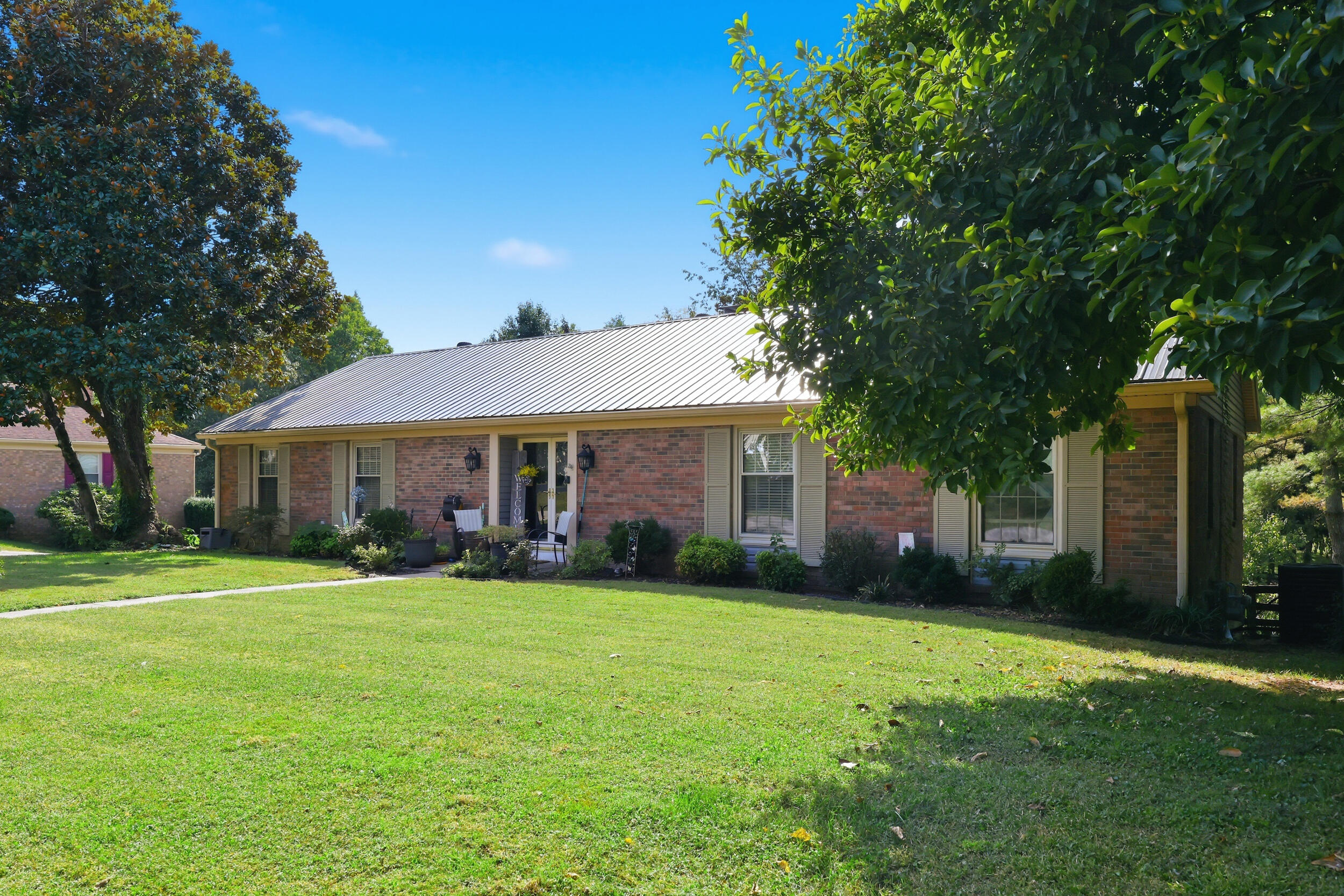 11 Warwick Lane Property Photo 6