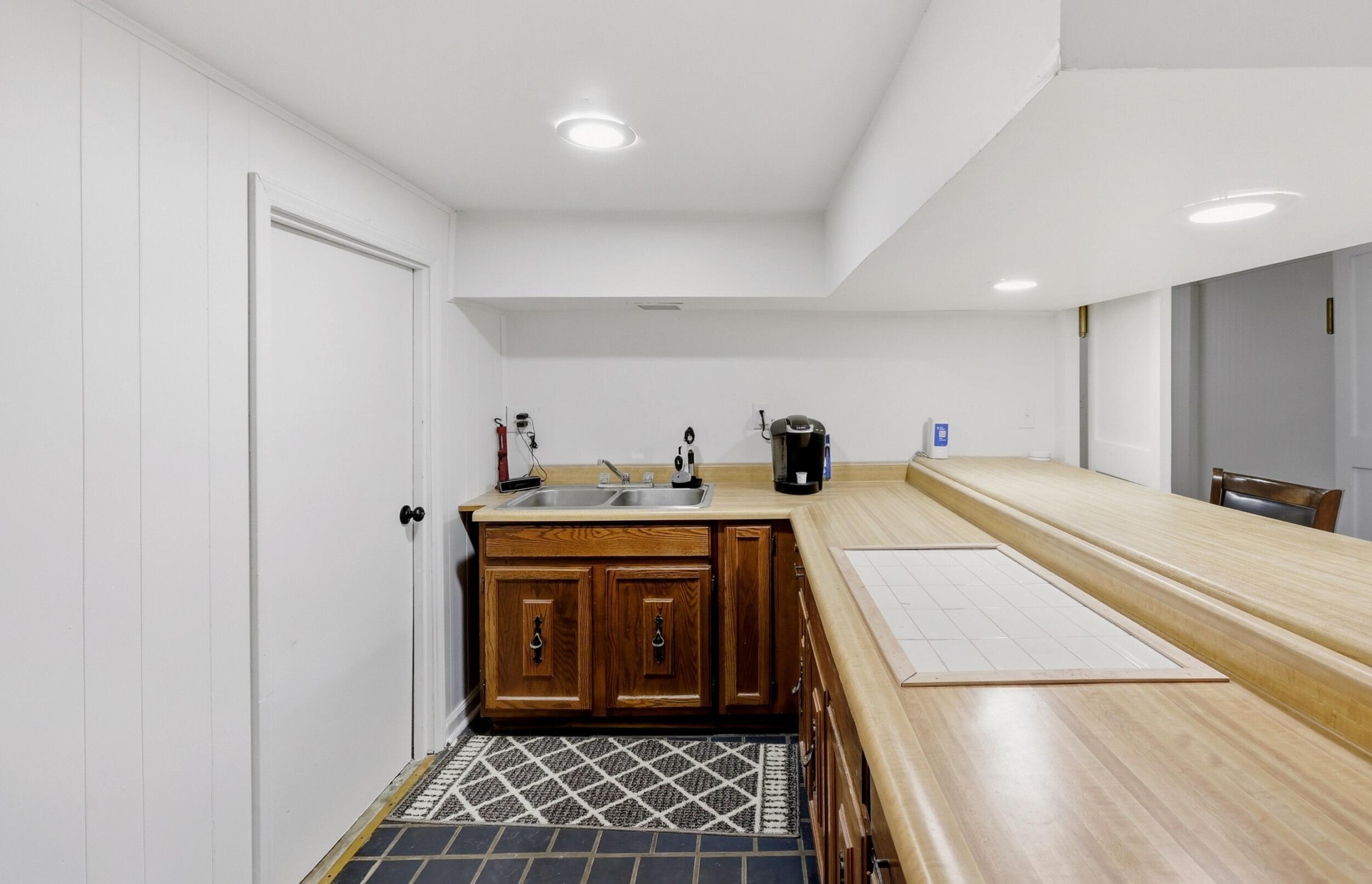 11 Warwick Lane Property Photo 23