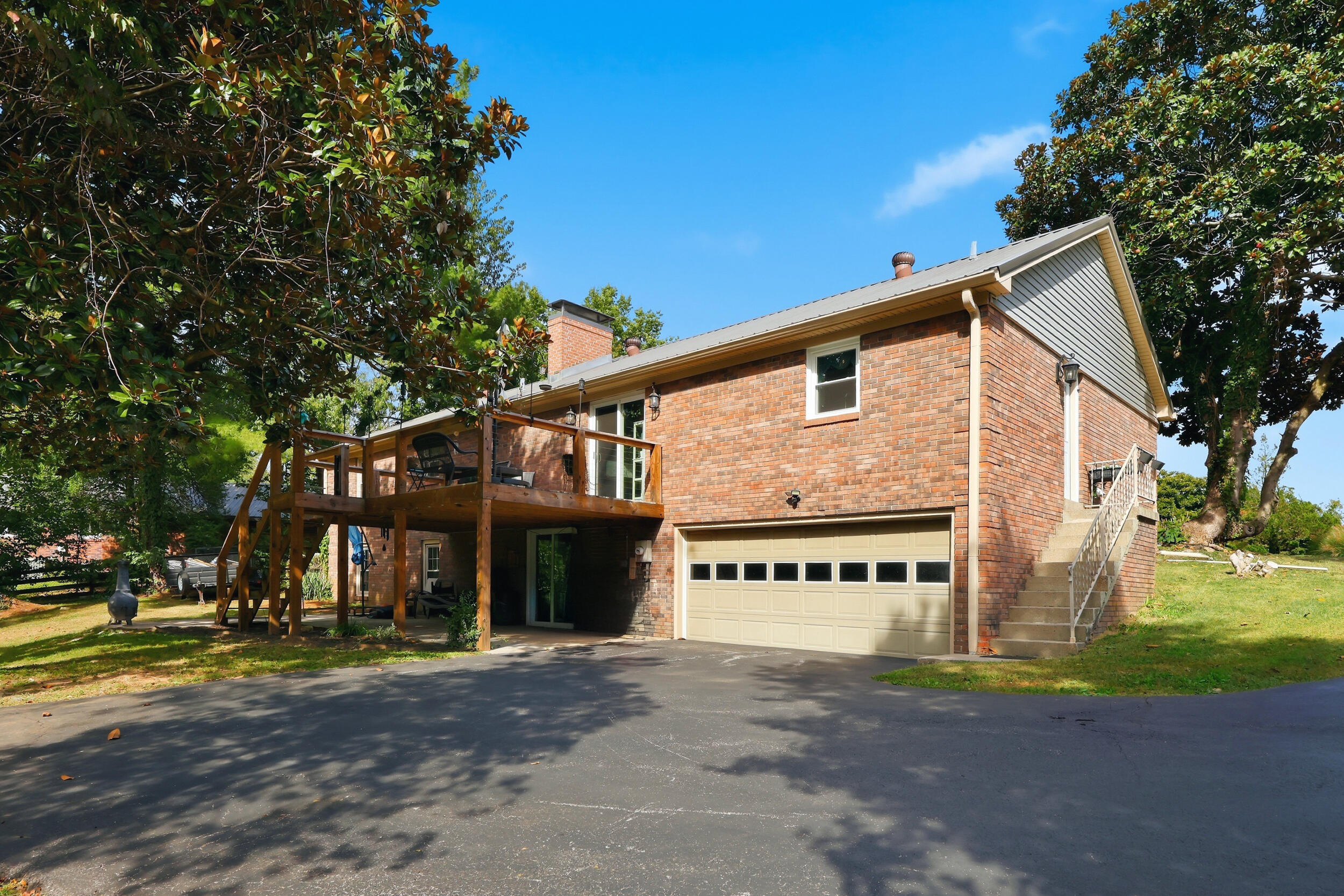 11 Warwick Lane Property Photo 32