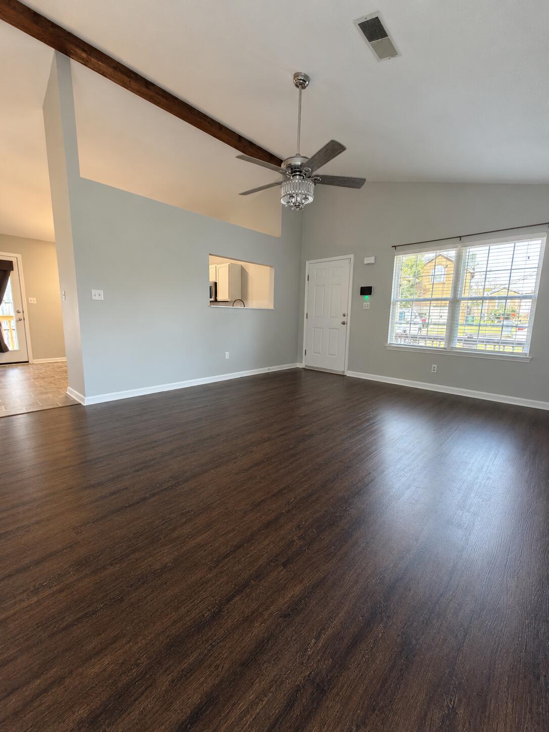 105 Clover Valley Drive Property Photo 4