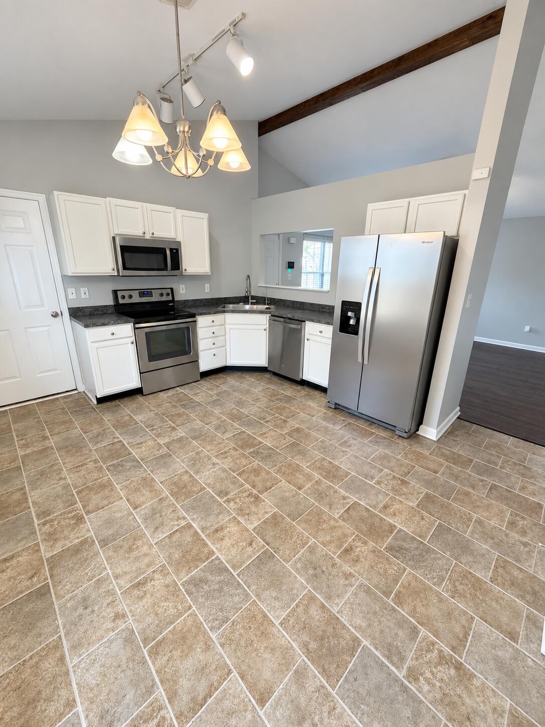105 Clover Valley Drive Property Photo 6