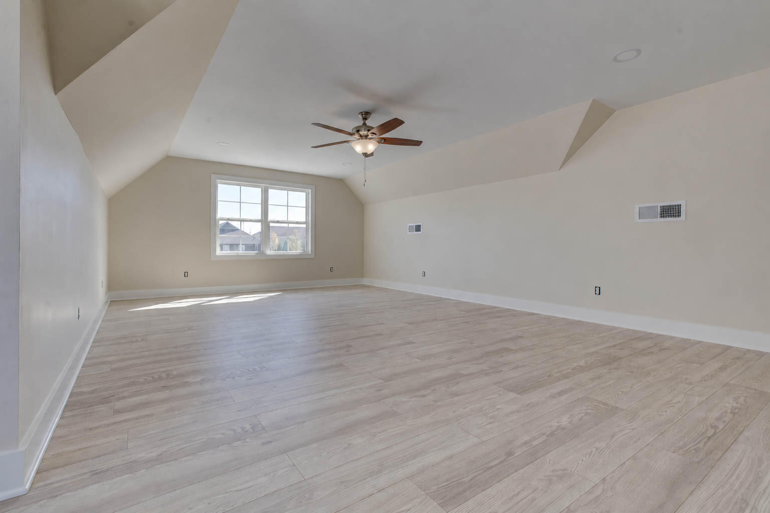 132 Hawk Lane Property Photo 32