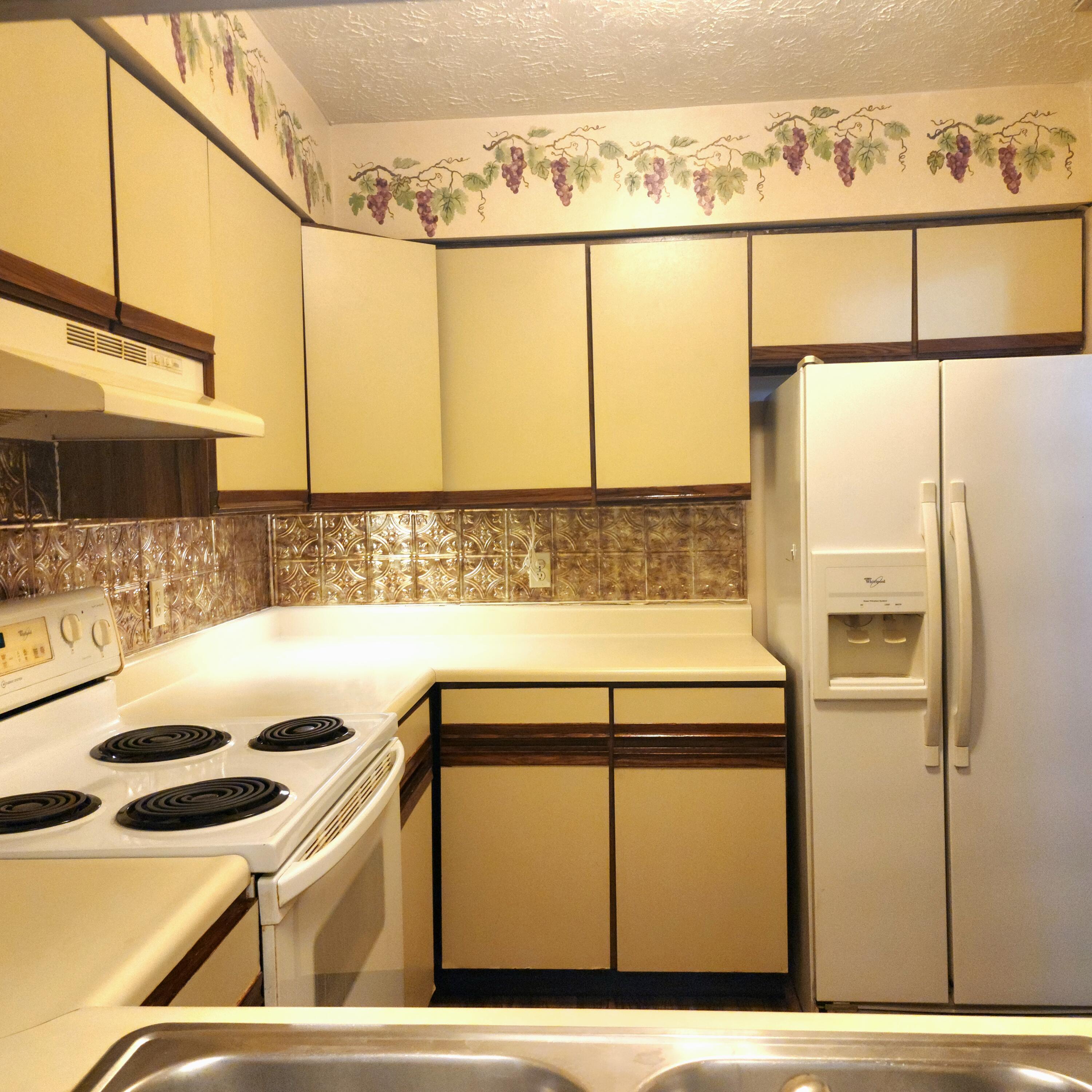 404 Bainbridge Court D4 Property Photo 9