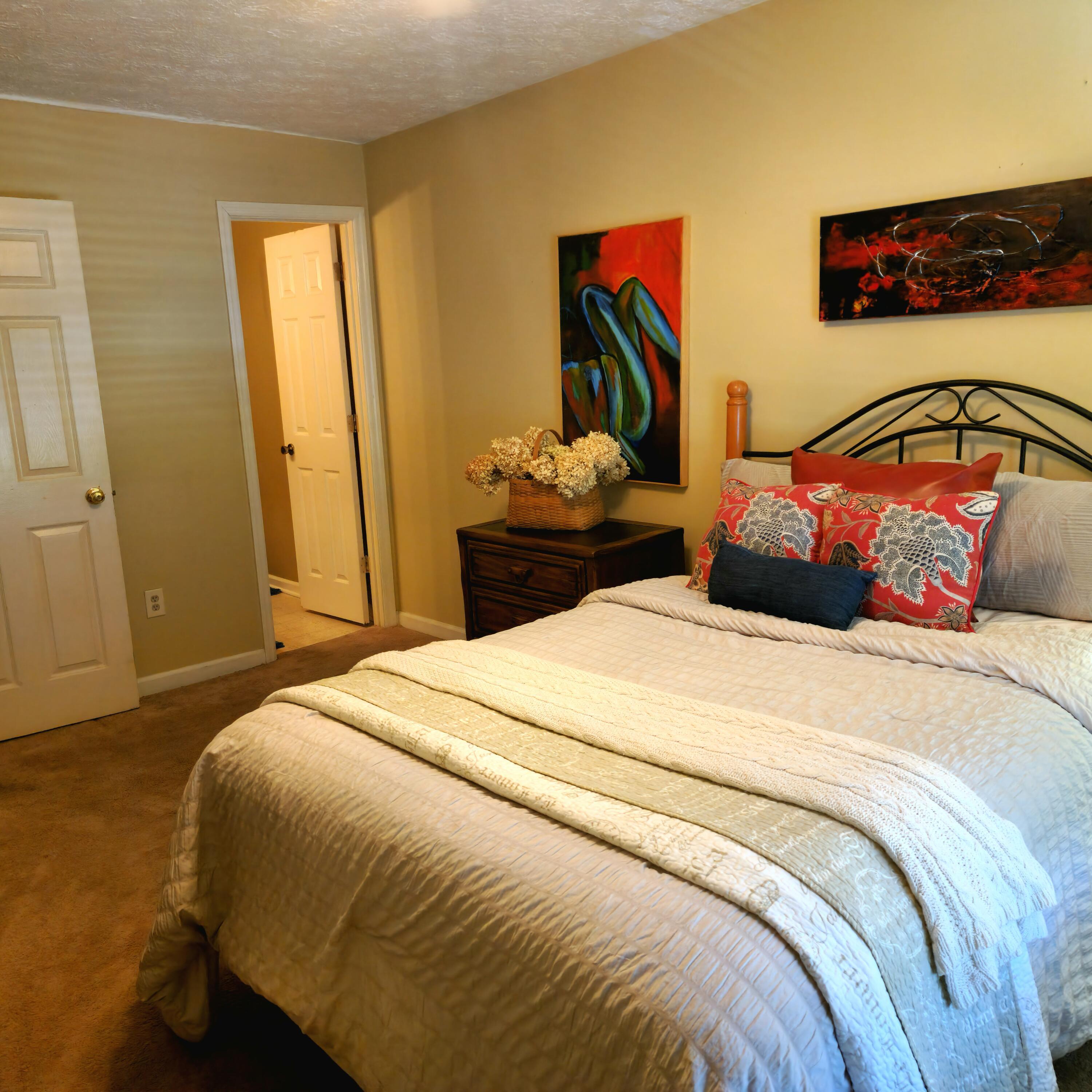 404 Bainbridge Court D4 Property Photo 11