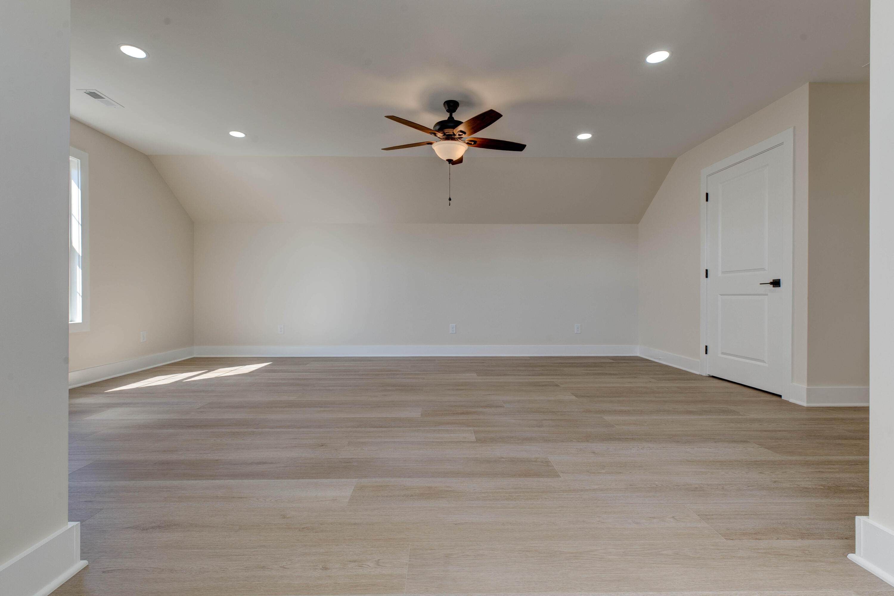 128 Hawk Lane Property Photo 32