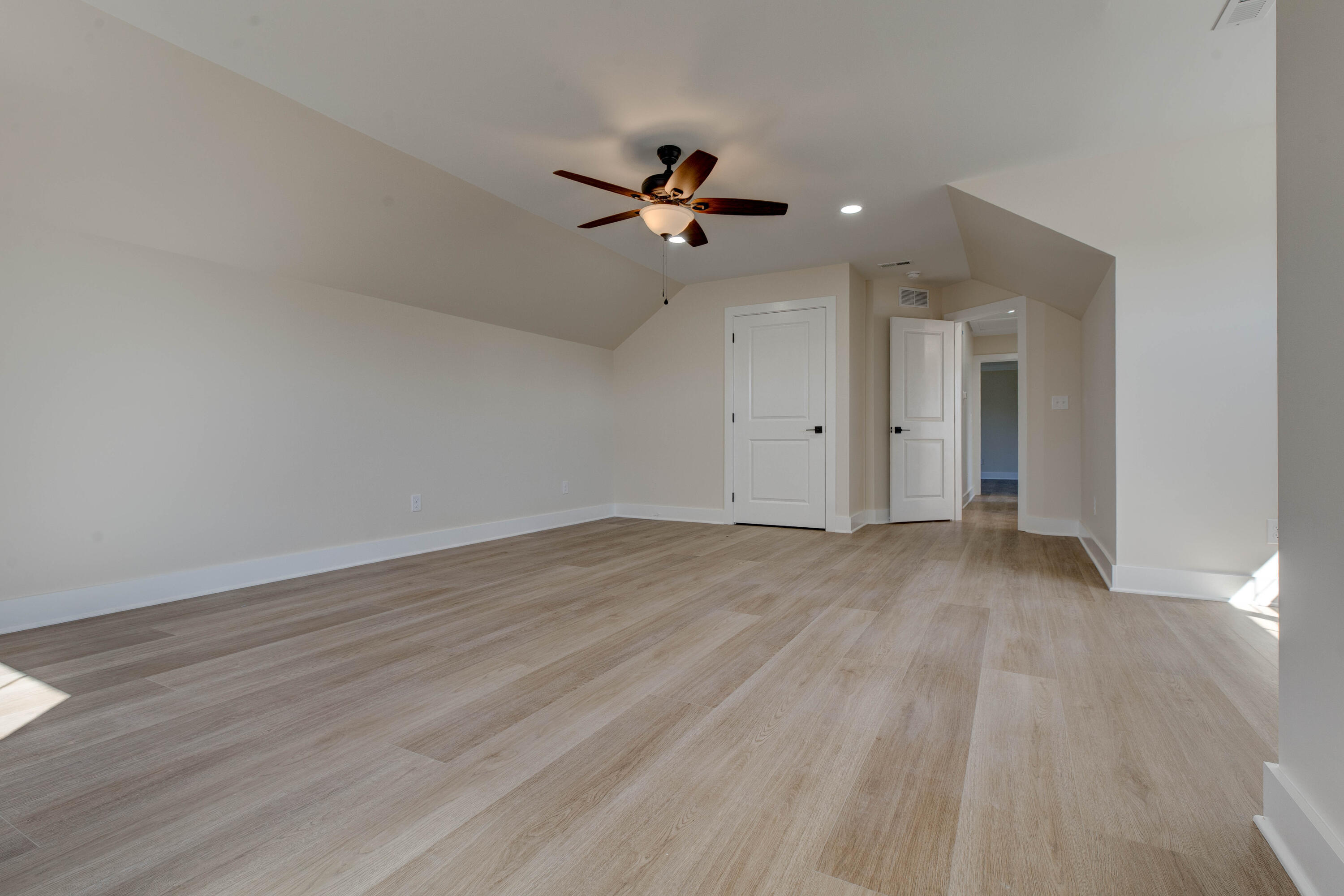 128 Hawk Lane Property Photo 33