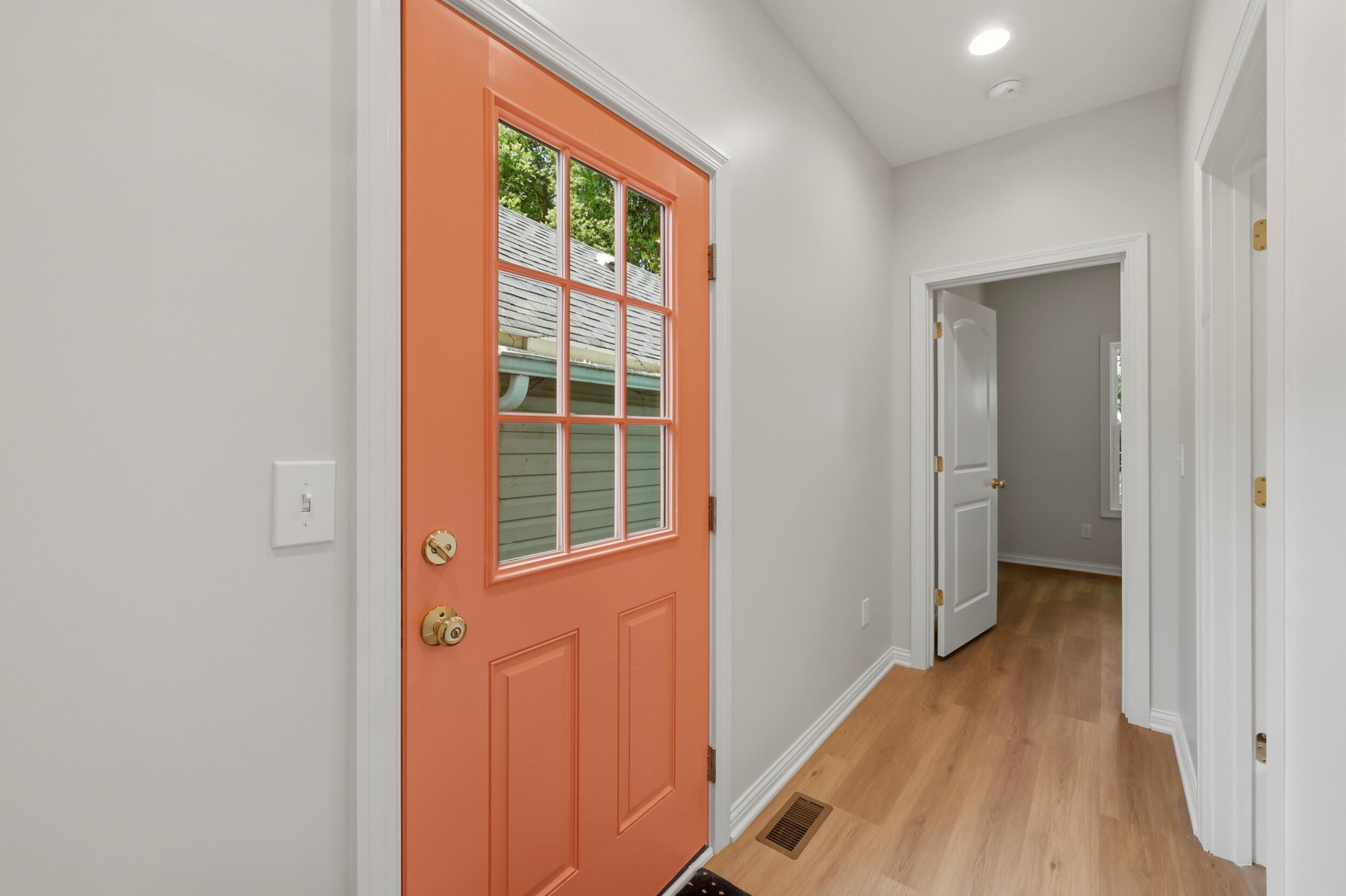723 N Upper Street Property Photo 12