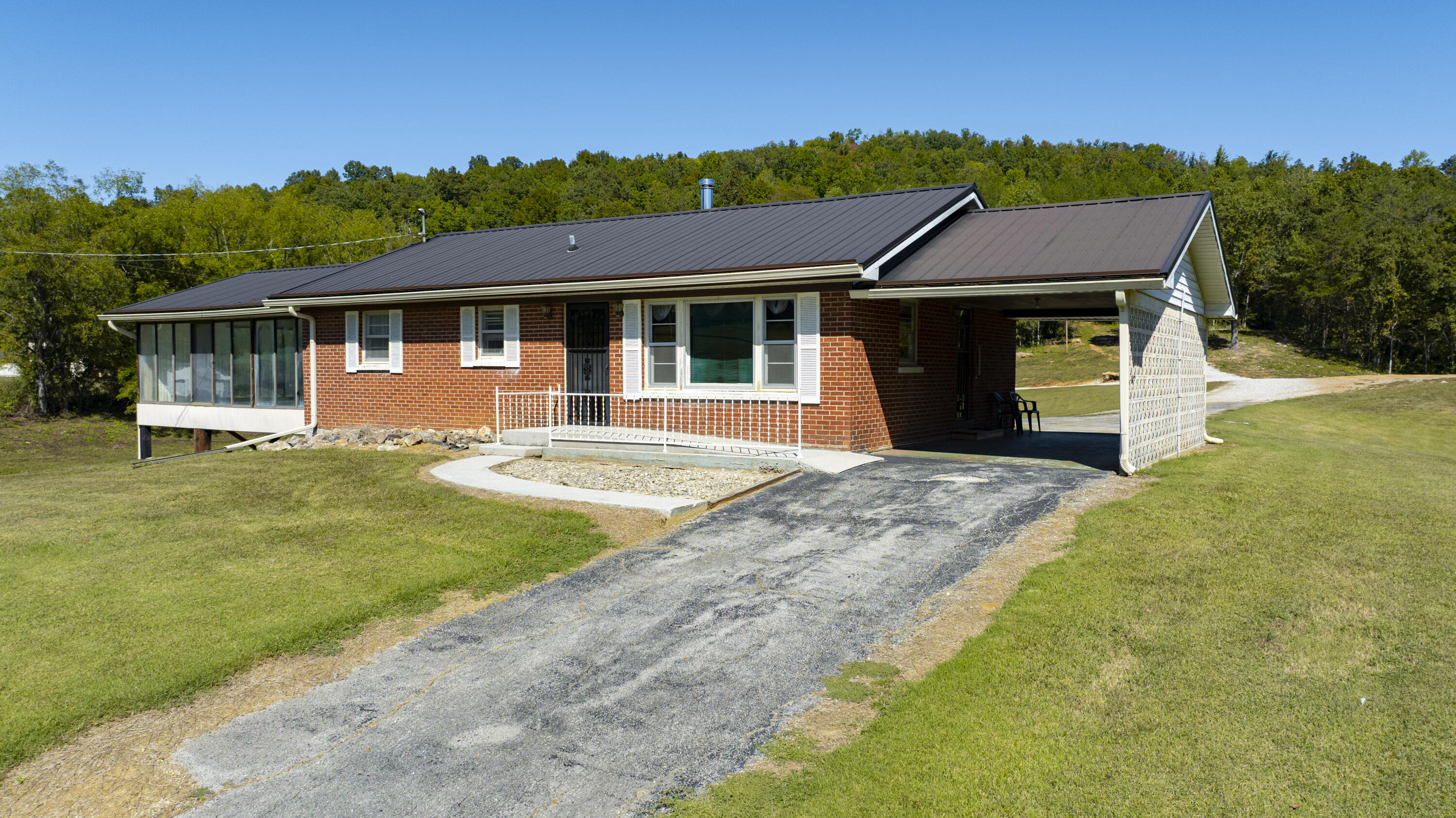 6777 E Highway 92 Property Photo 7