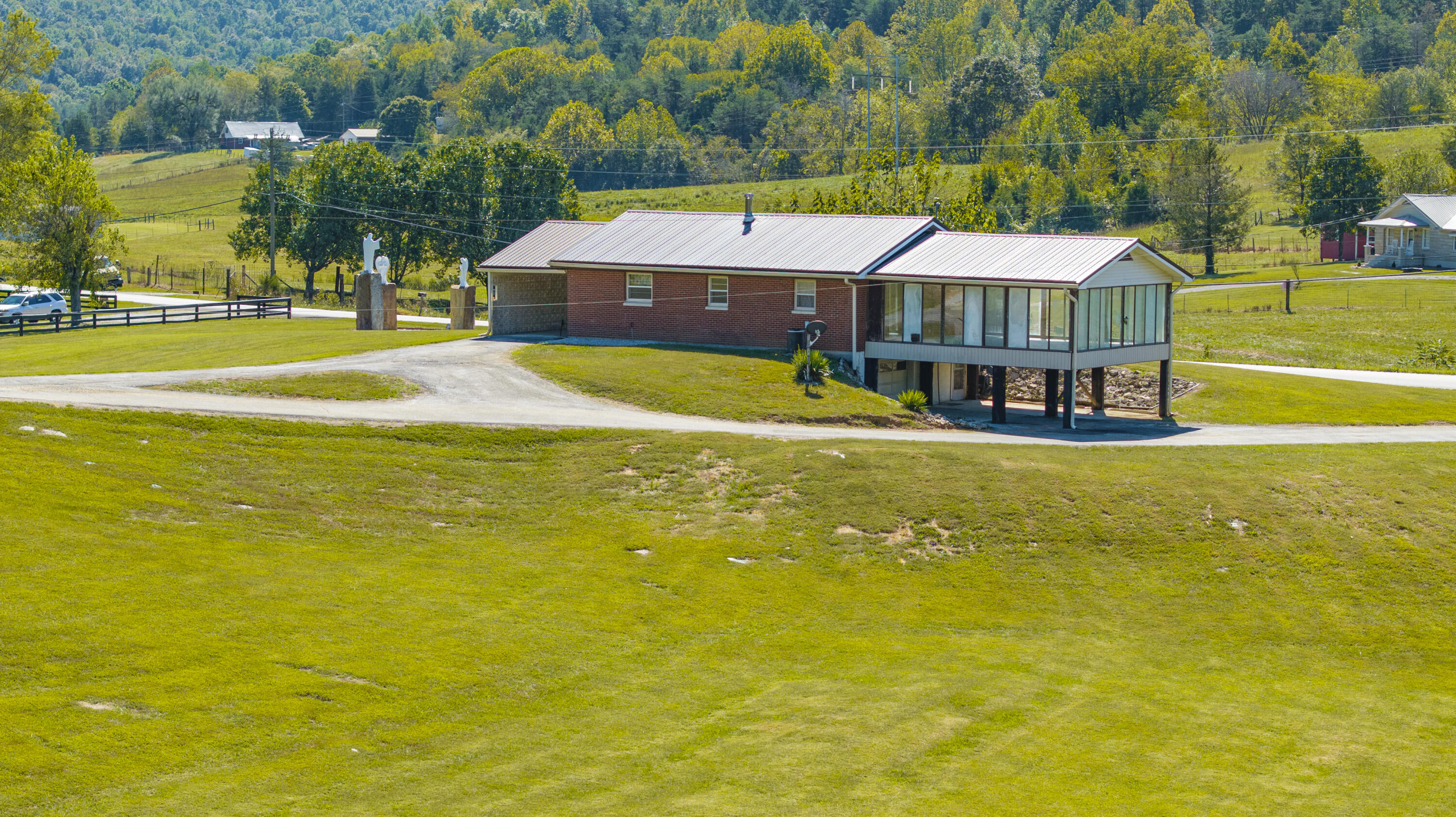 6777 E Highway 92 Property Photo 17