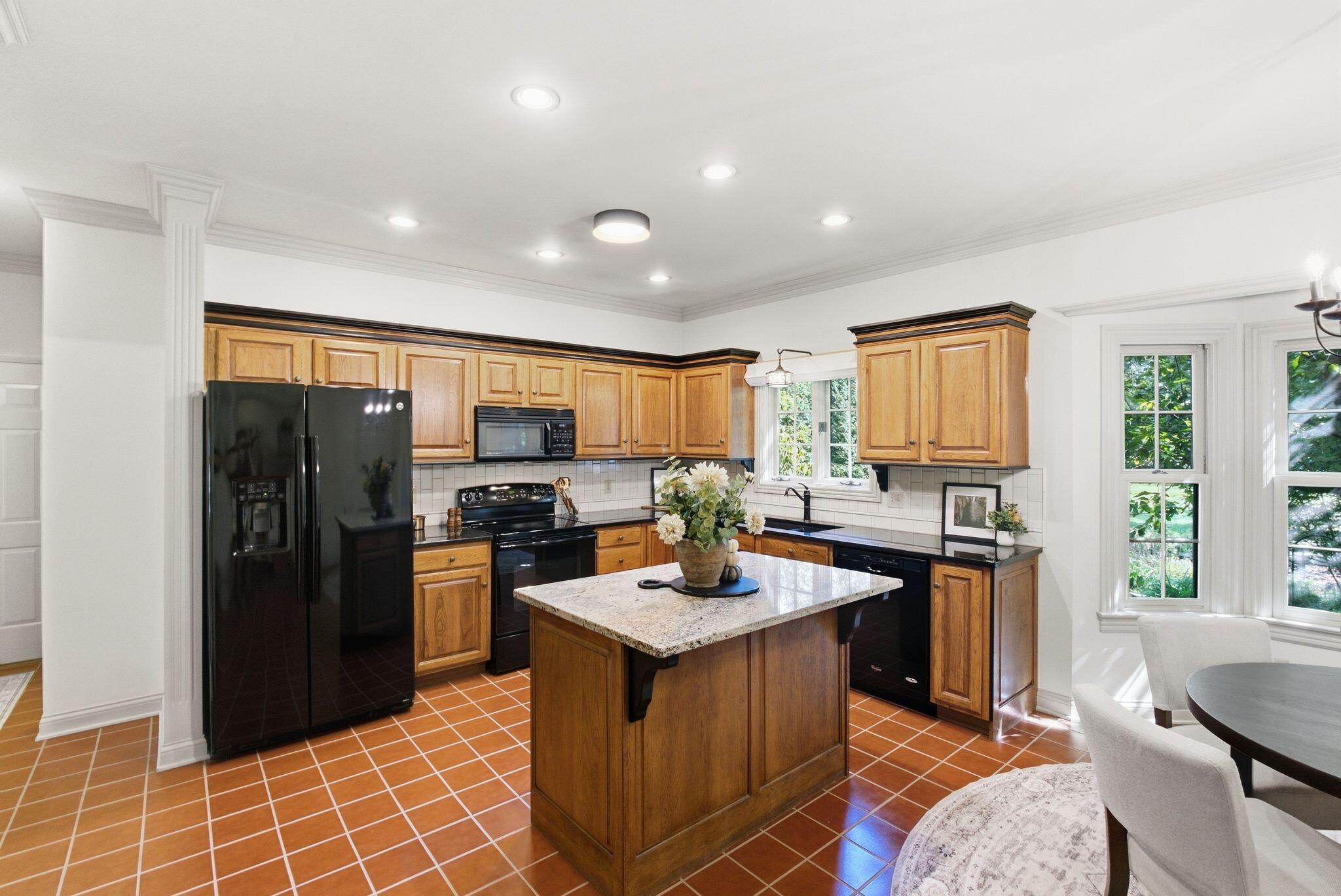 1021 Wesbend Drive Property Photo 13
