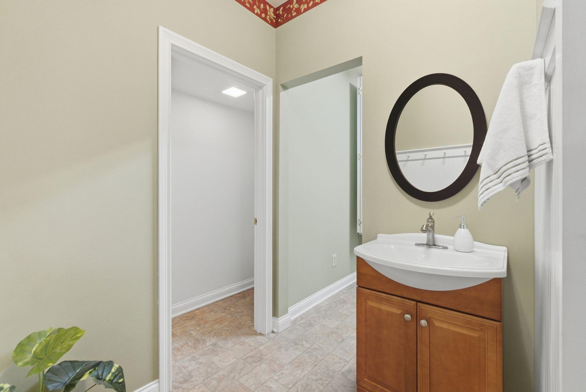 1021 Wesbend Drive Property Photo 47