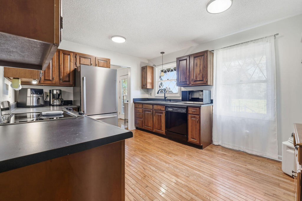 141 Skylark Drive Property Photo 11