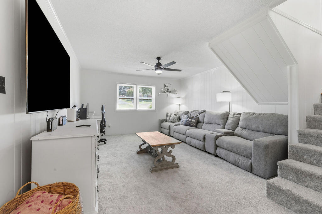 141 Skylark Drive Property Photo 33