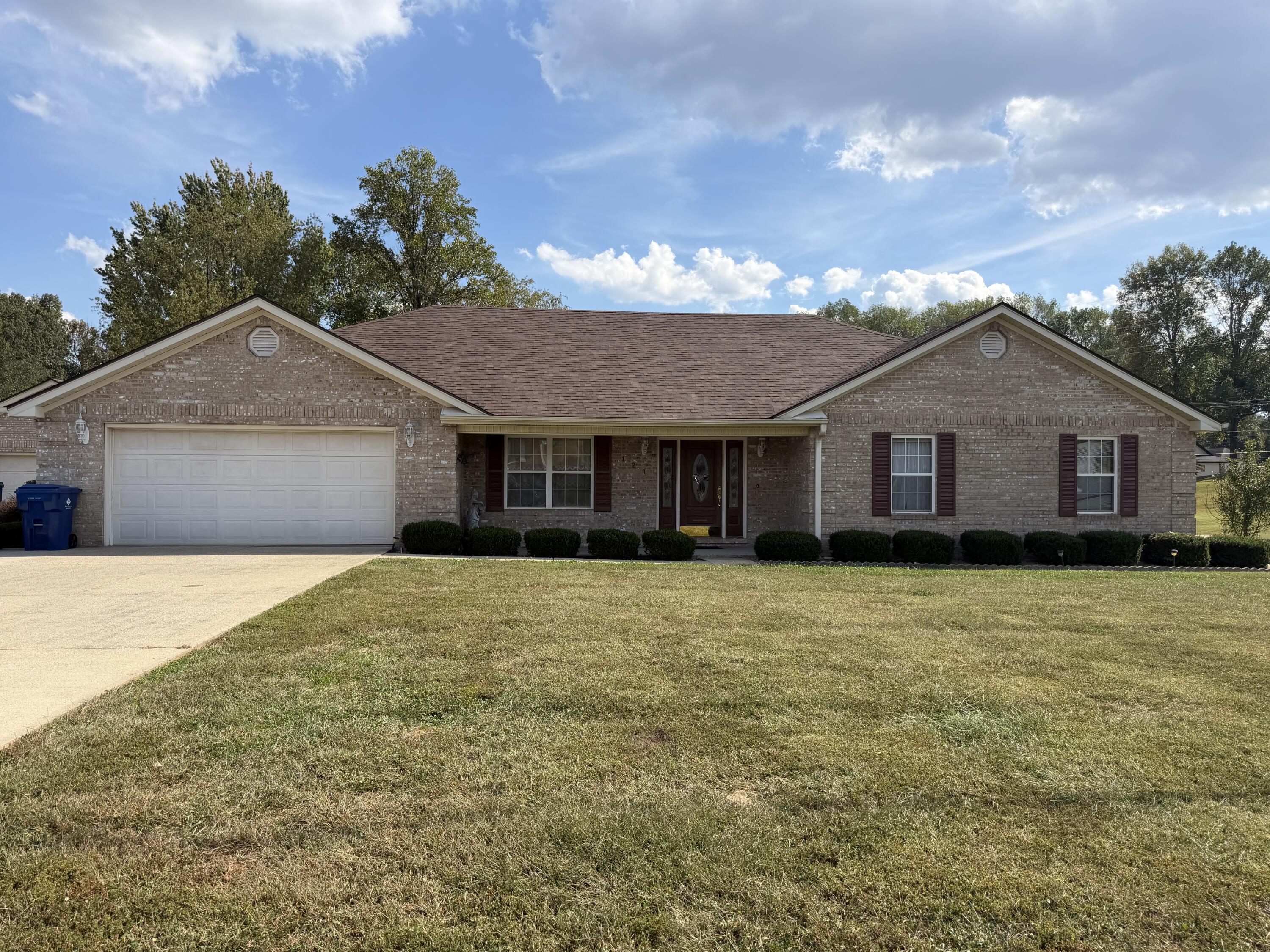 121 Ridgewood Drive Property Photo 2