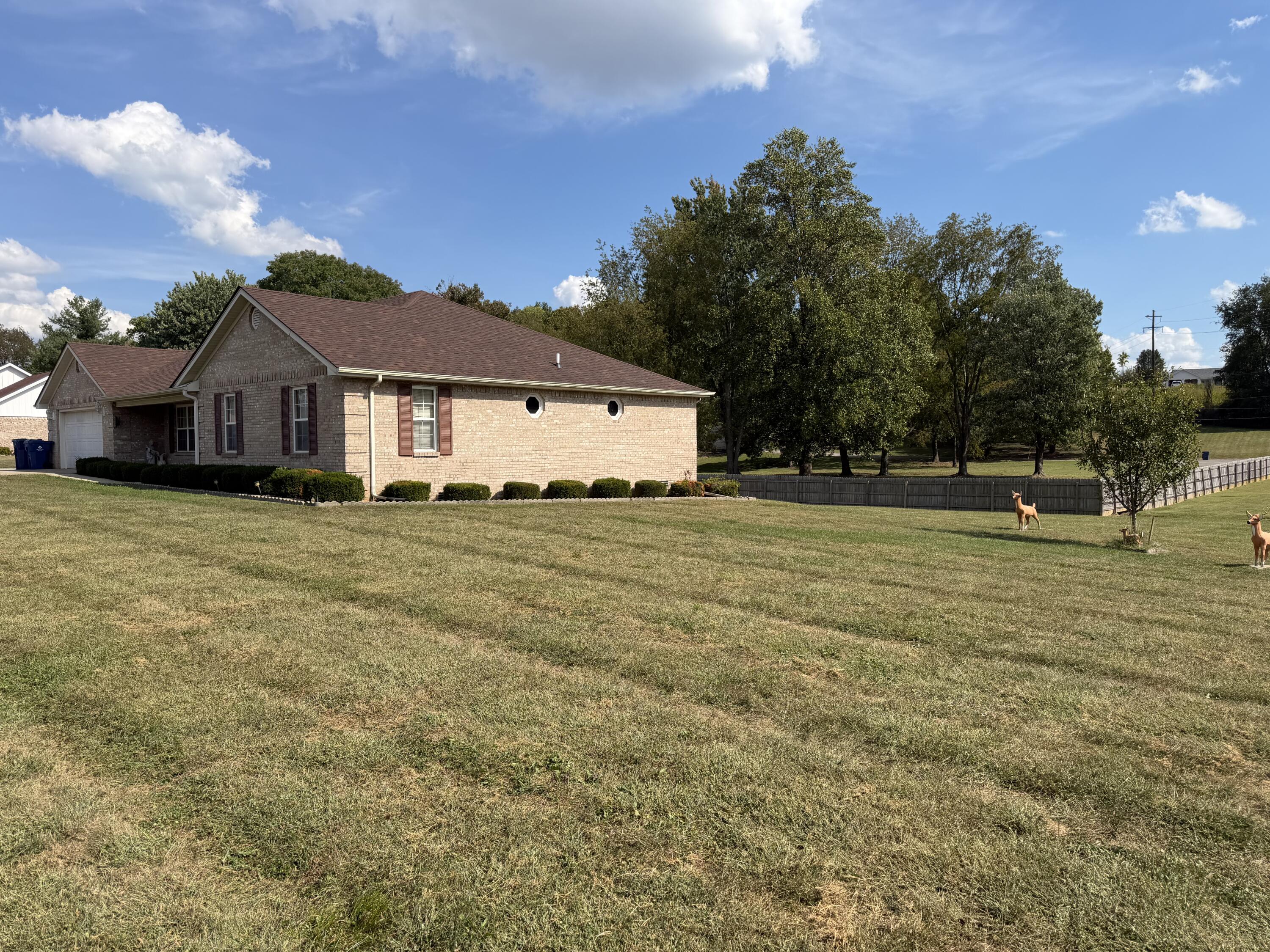 121 Ridgewood Drive Property Photo 8