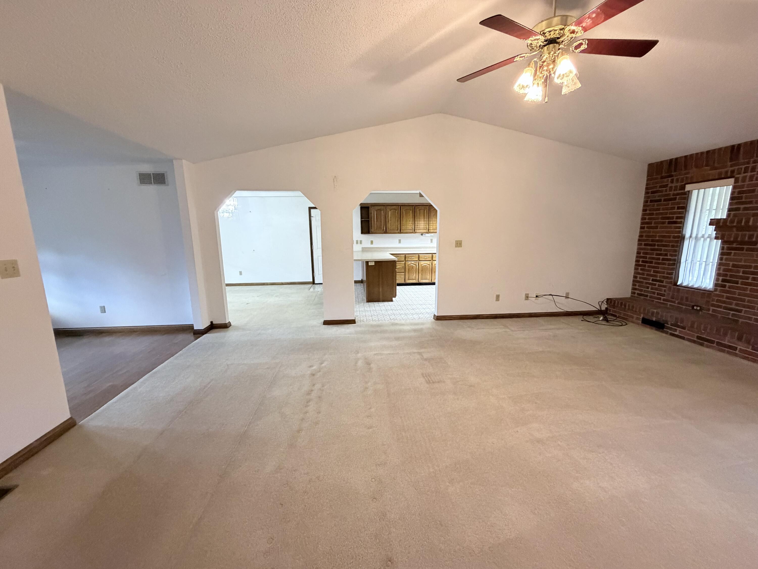 121 Ridgewood Drive Property Photo 17