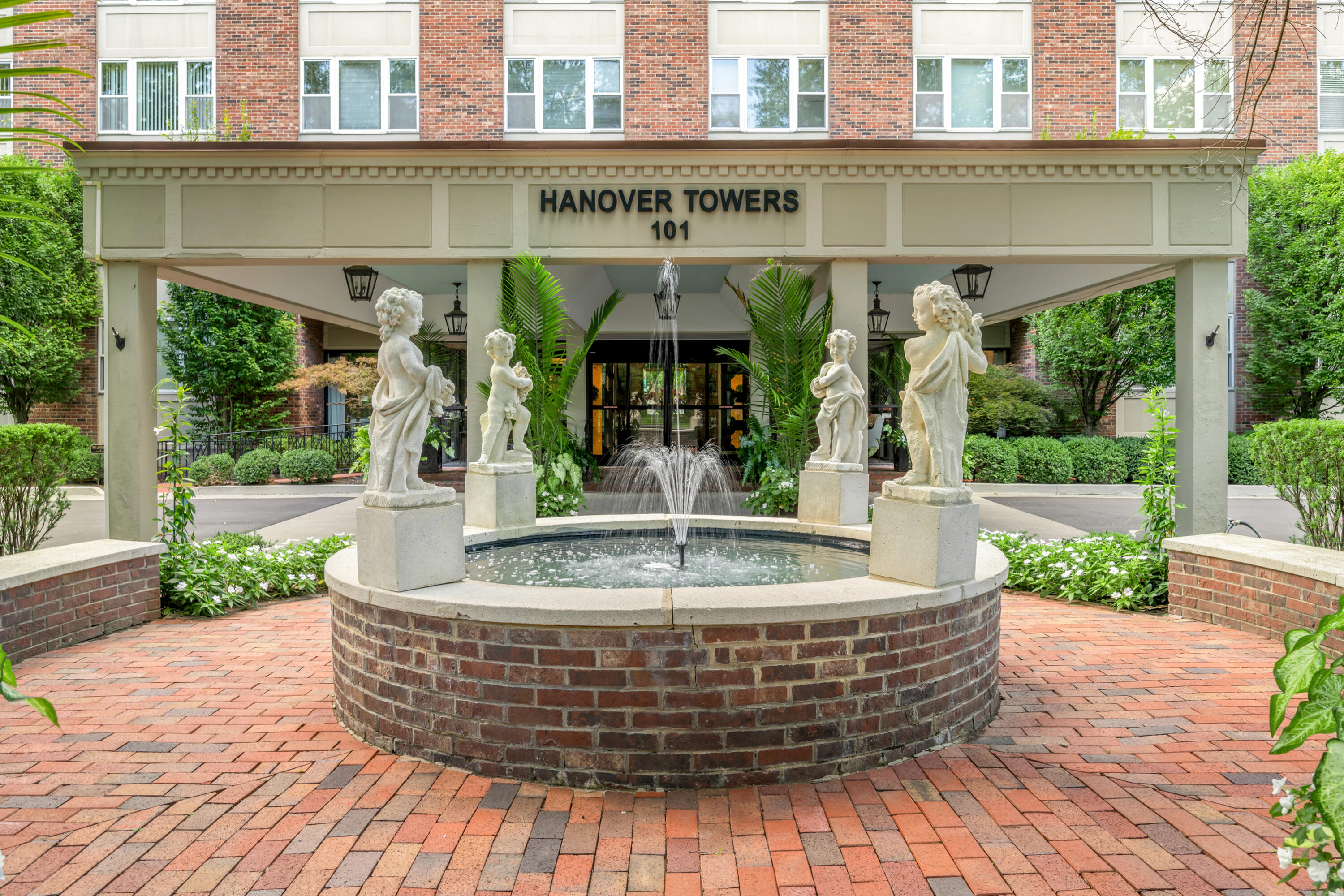 101 S Hanover Avenue 7B Property Photo 1
