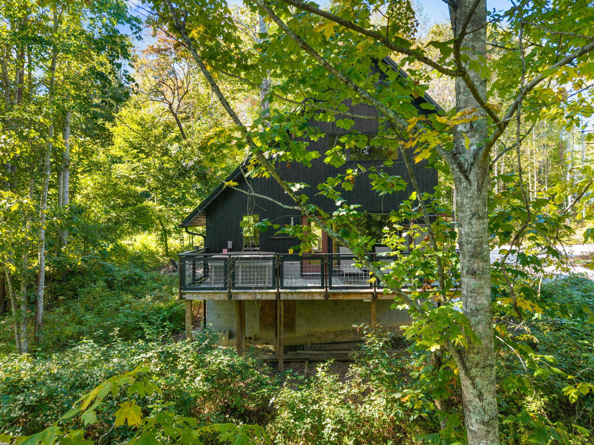408 Spring Hollow Road Property Photo 8