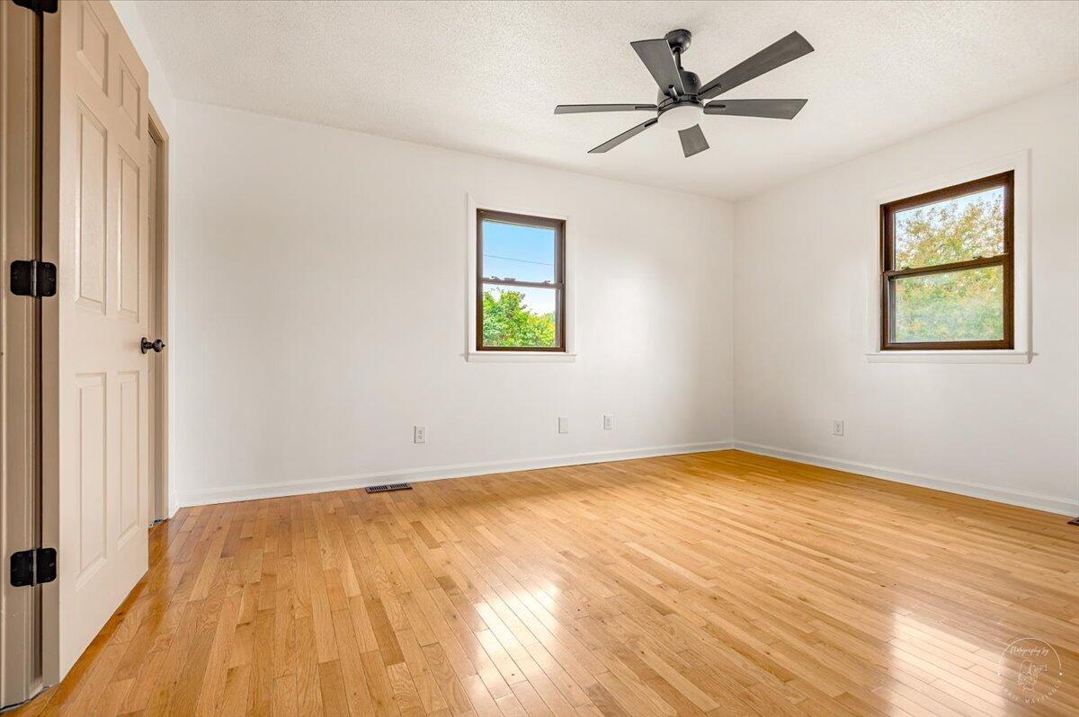 1018 Cardinal Drive Property Photo 13