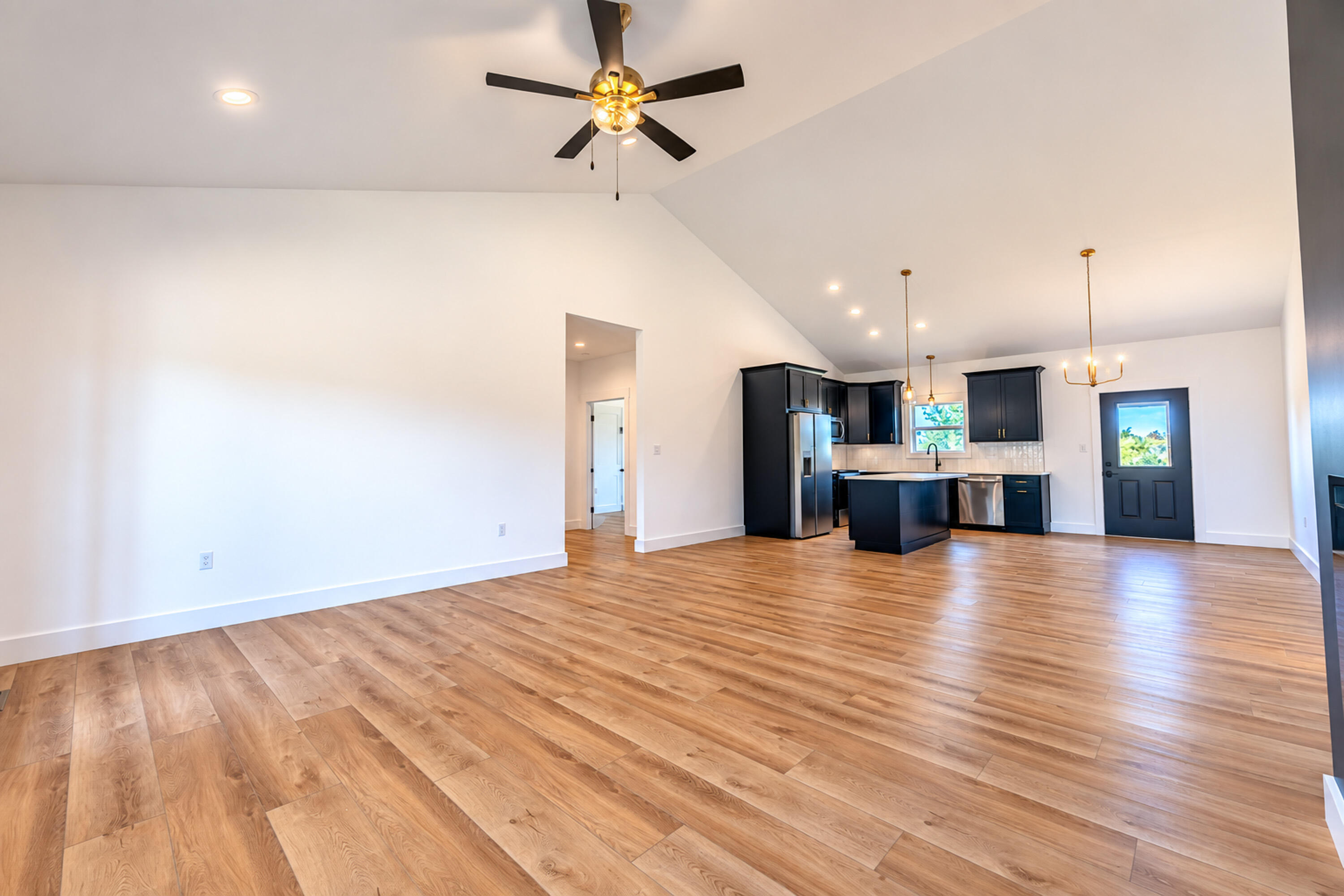 182 Spring Meadows Drive Property Photo 12
