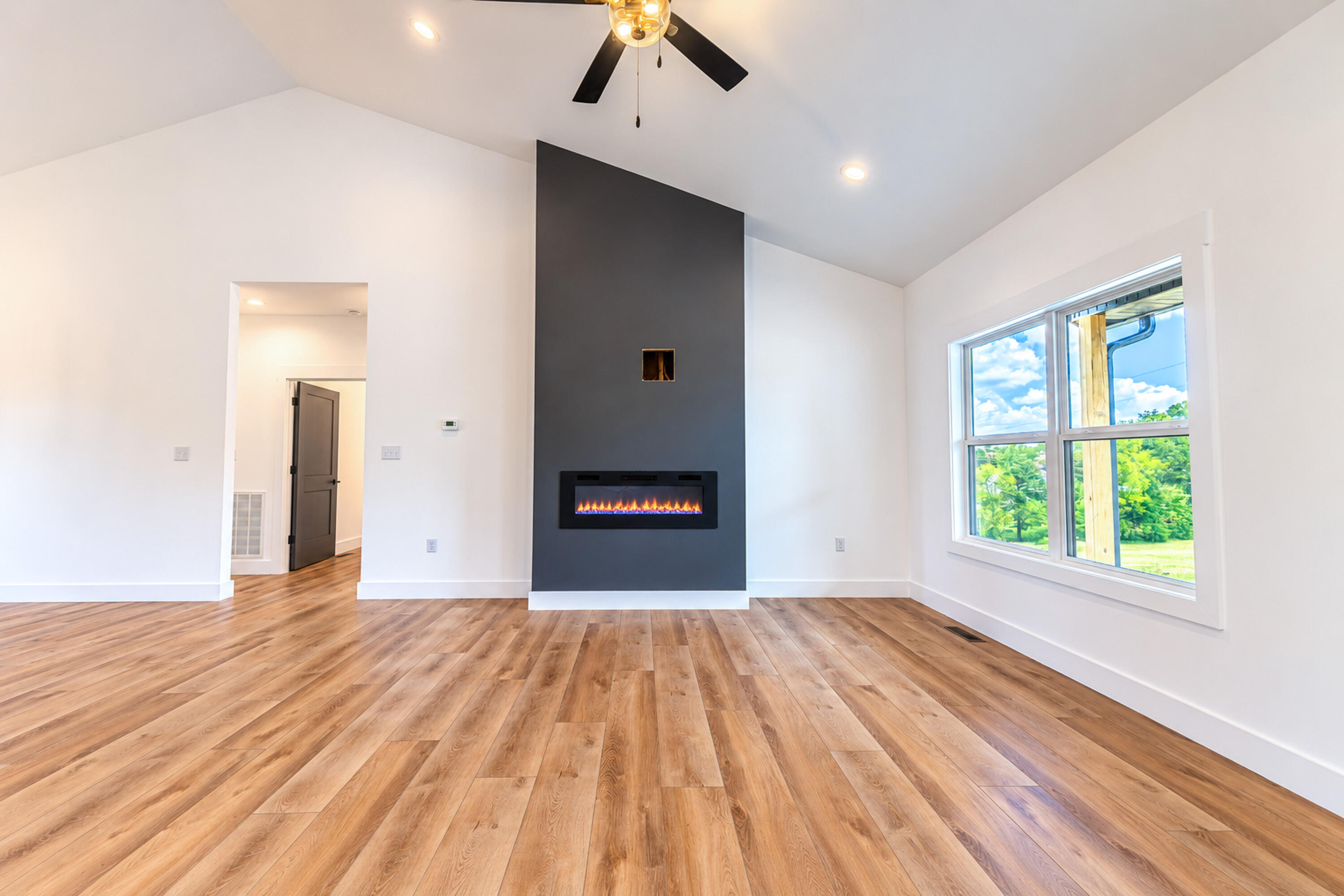 182 Spring Meadows Drive Property Photo 15