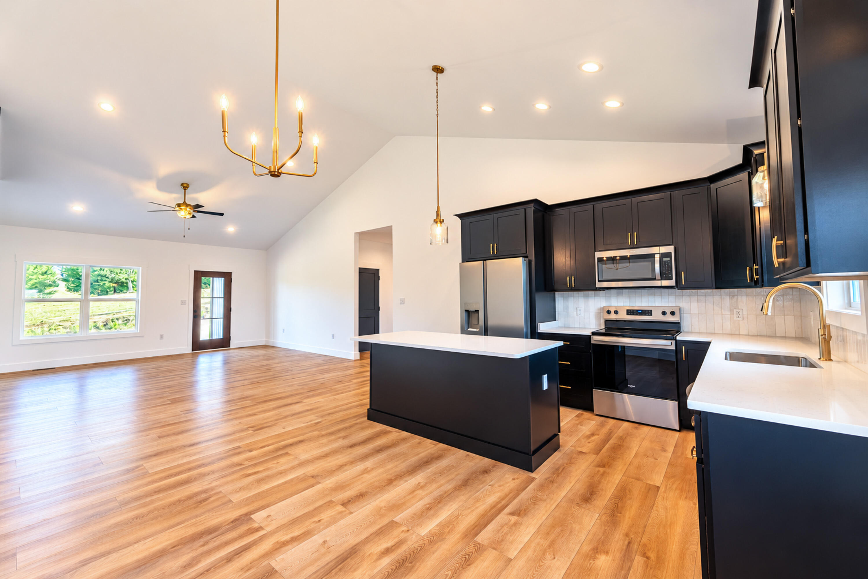 182 Spring Meadows Drive Property Photo 17