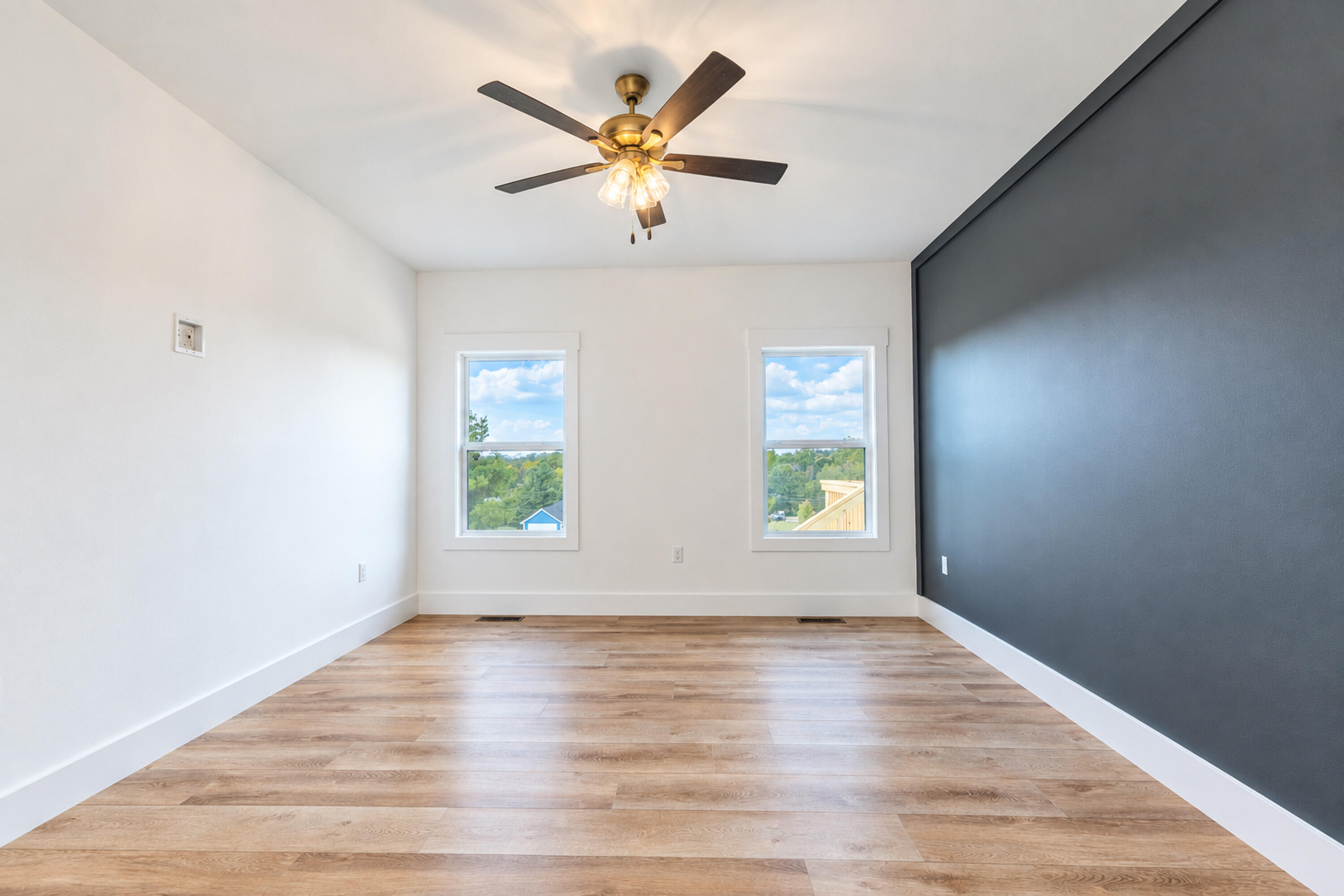 182 Spring Meadows Drive Property Photo 22