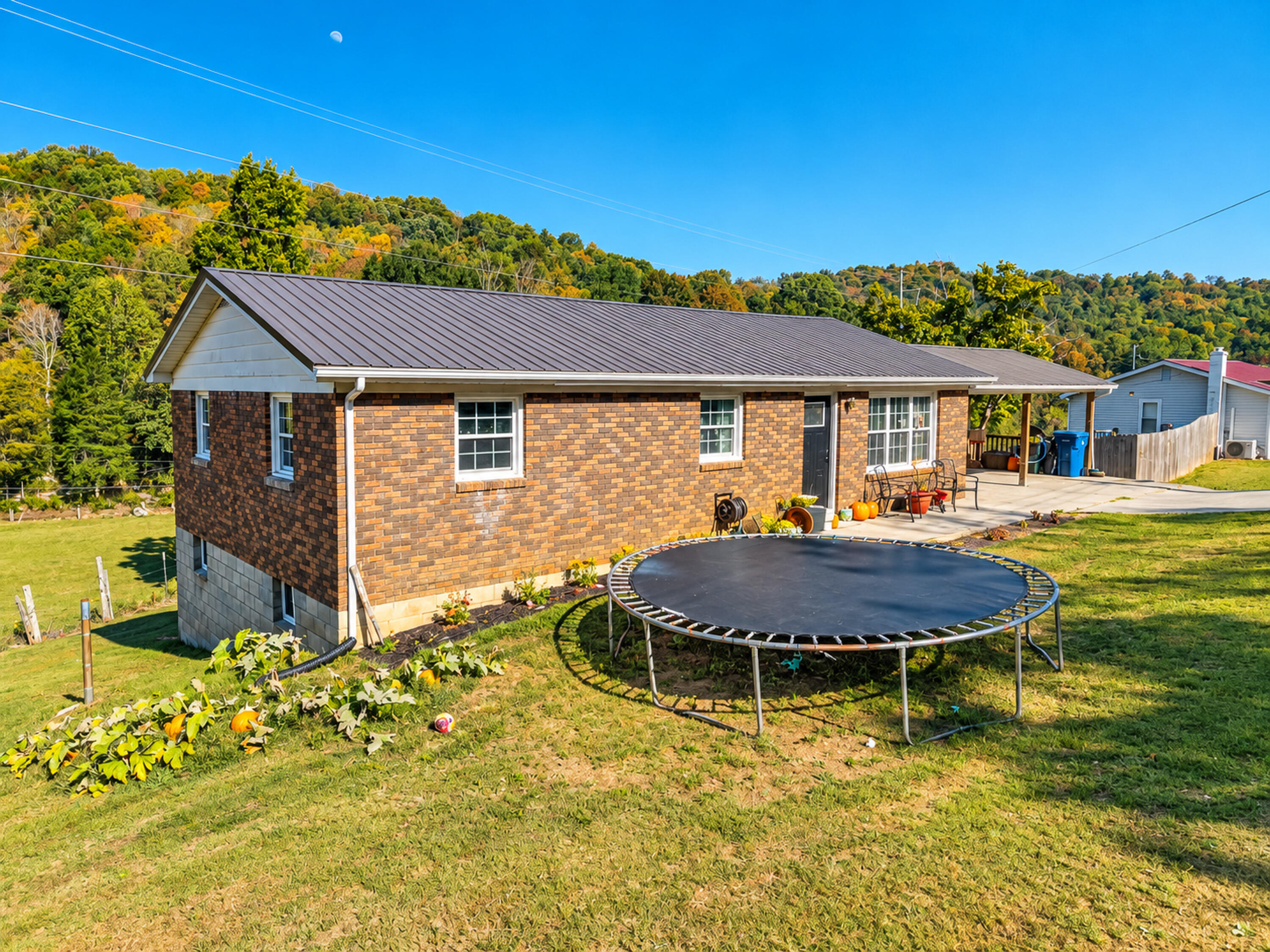 4795 Grundy Road Property Photo 3