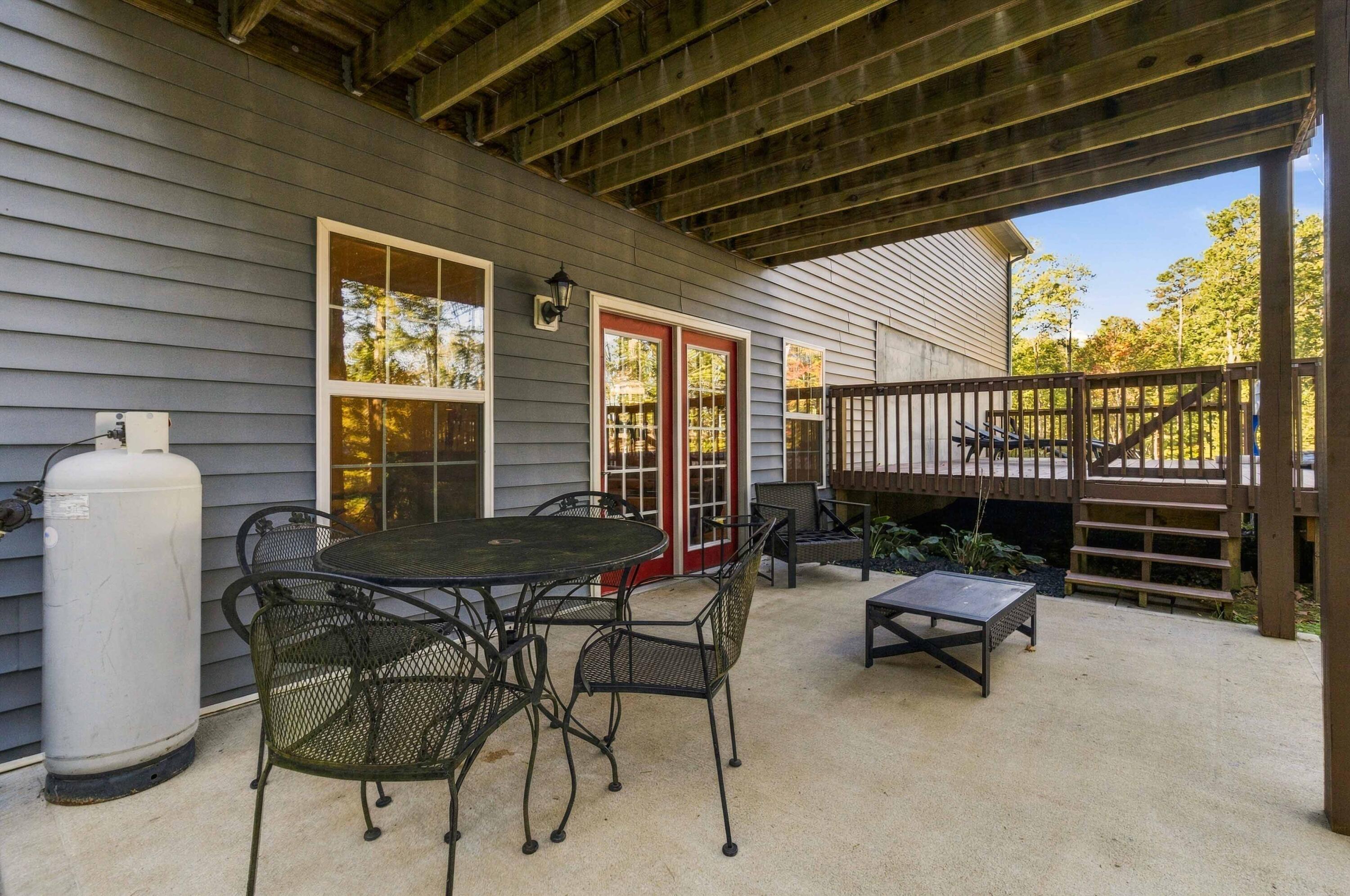 45 Chalet Trail Property Photo 11