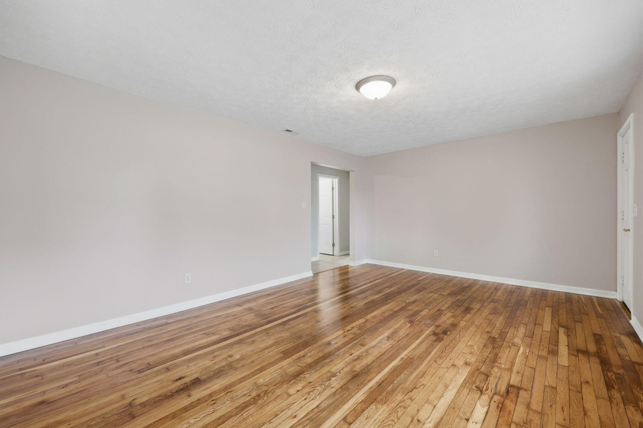 112 George Street Property Photo 8