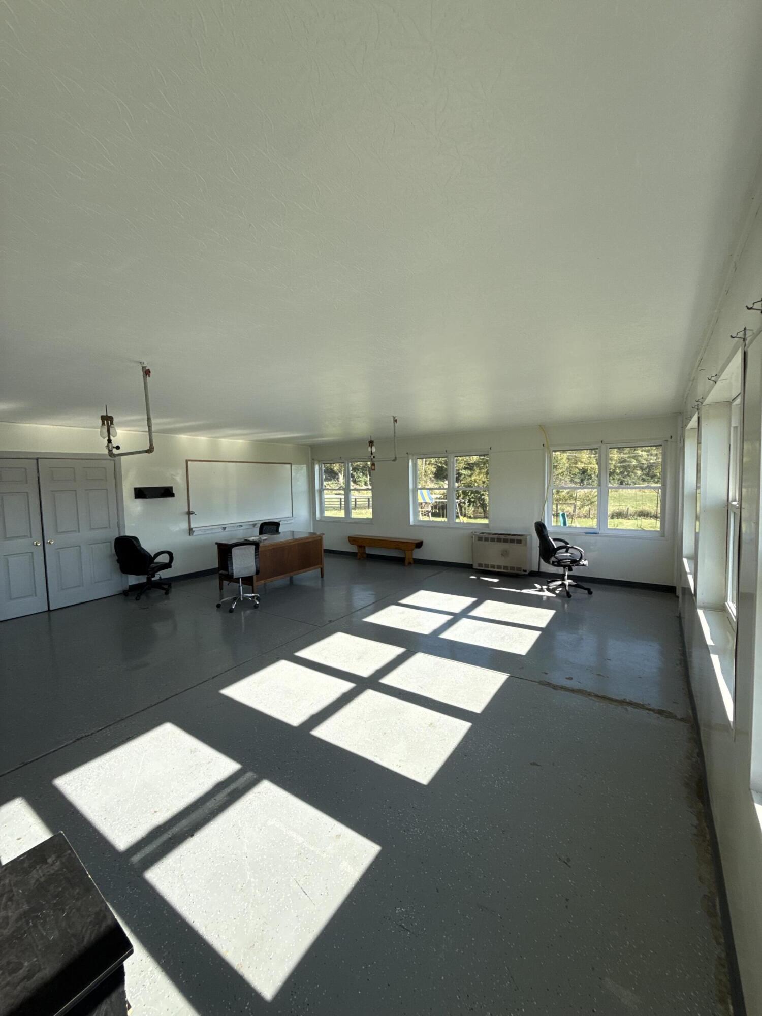 6402 Helena Road Property Photo 15