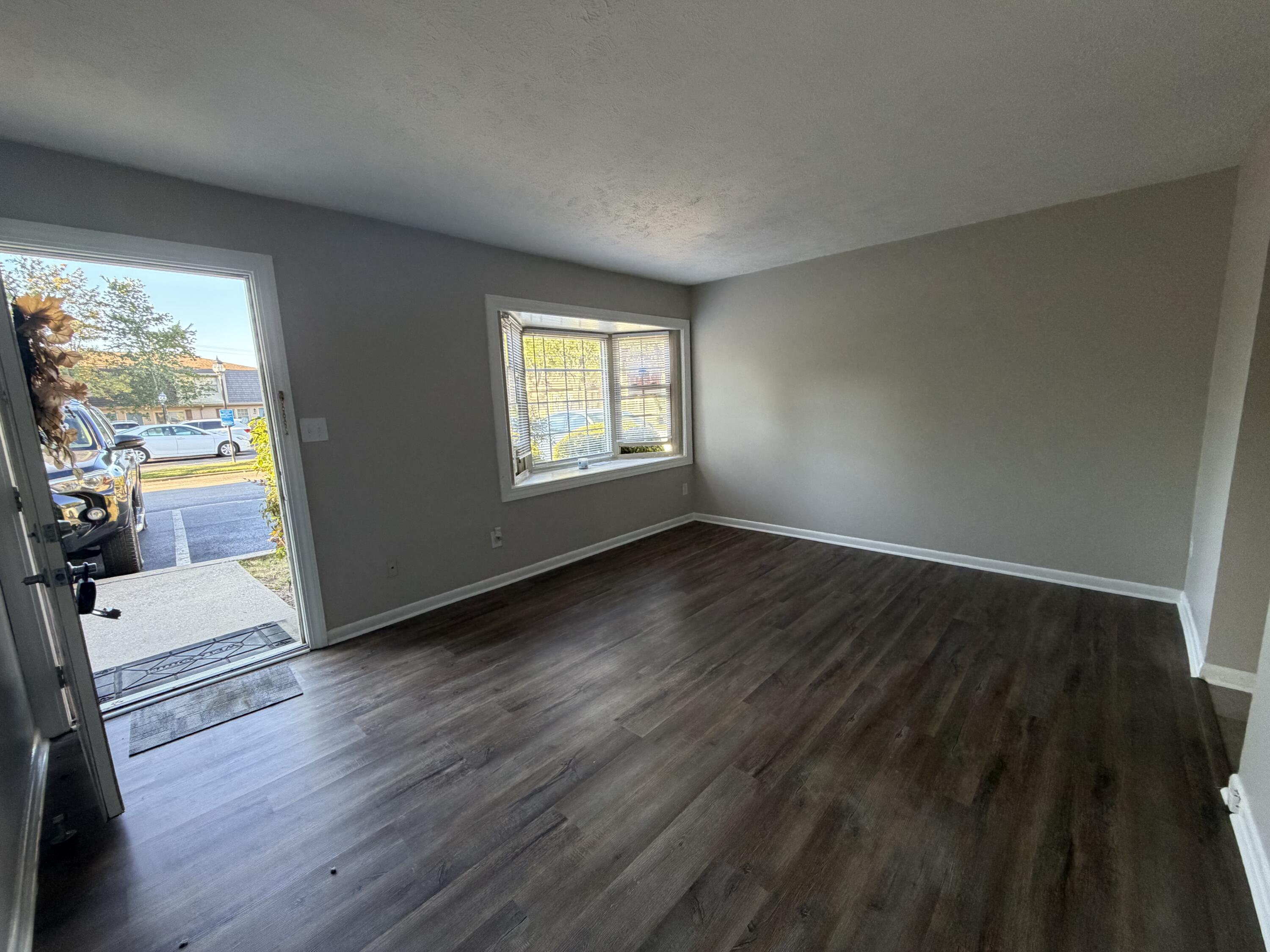 201 Regency Point Path Property Photo 7