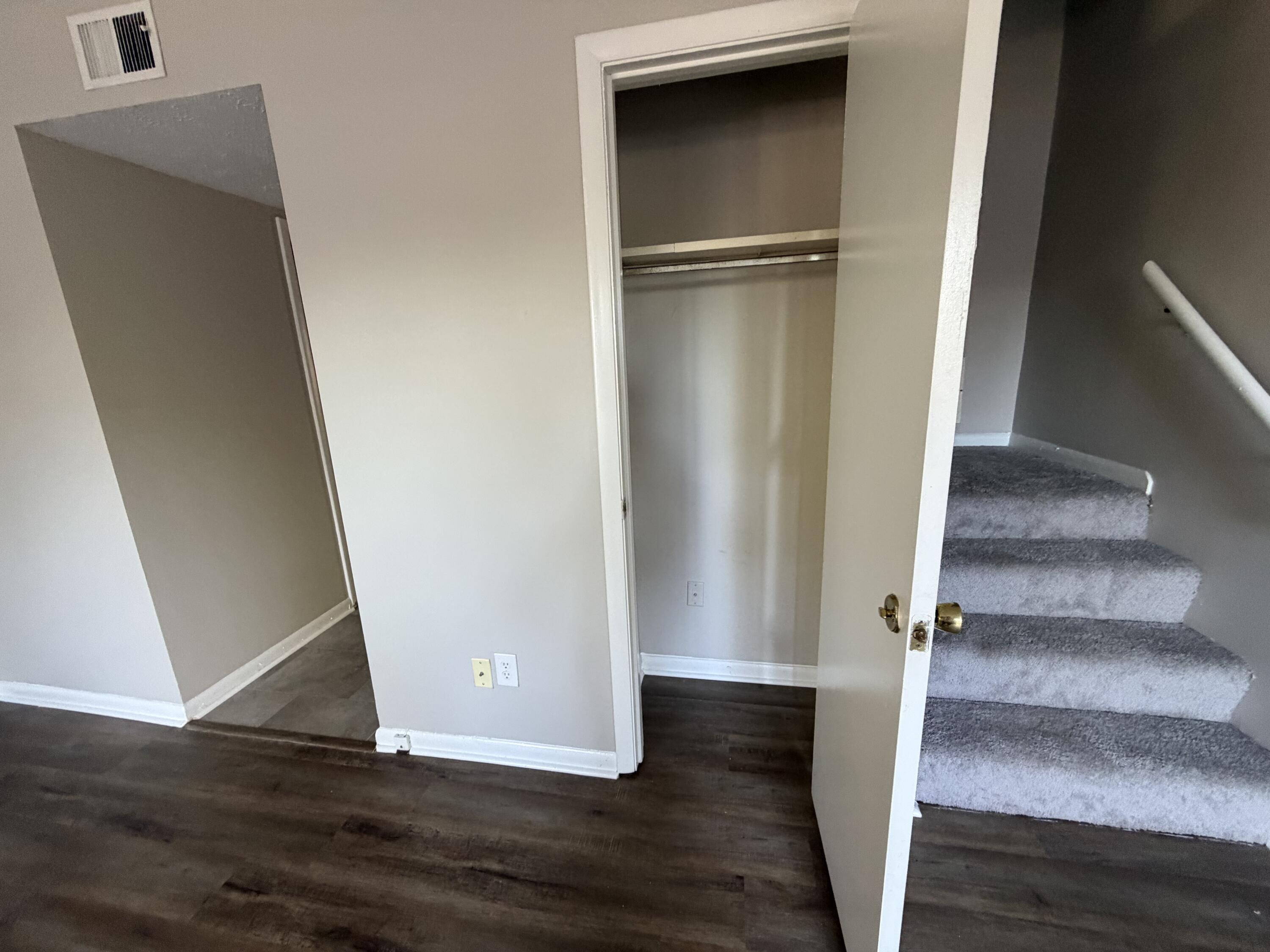 201 Regency Point Path Property Photo 8