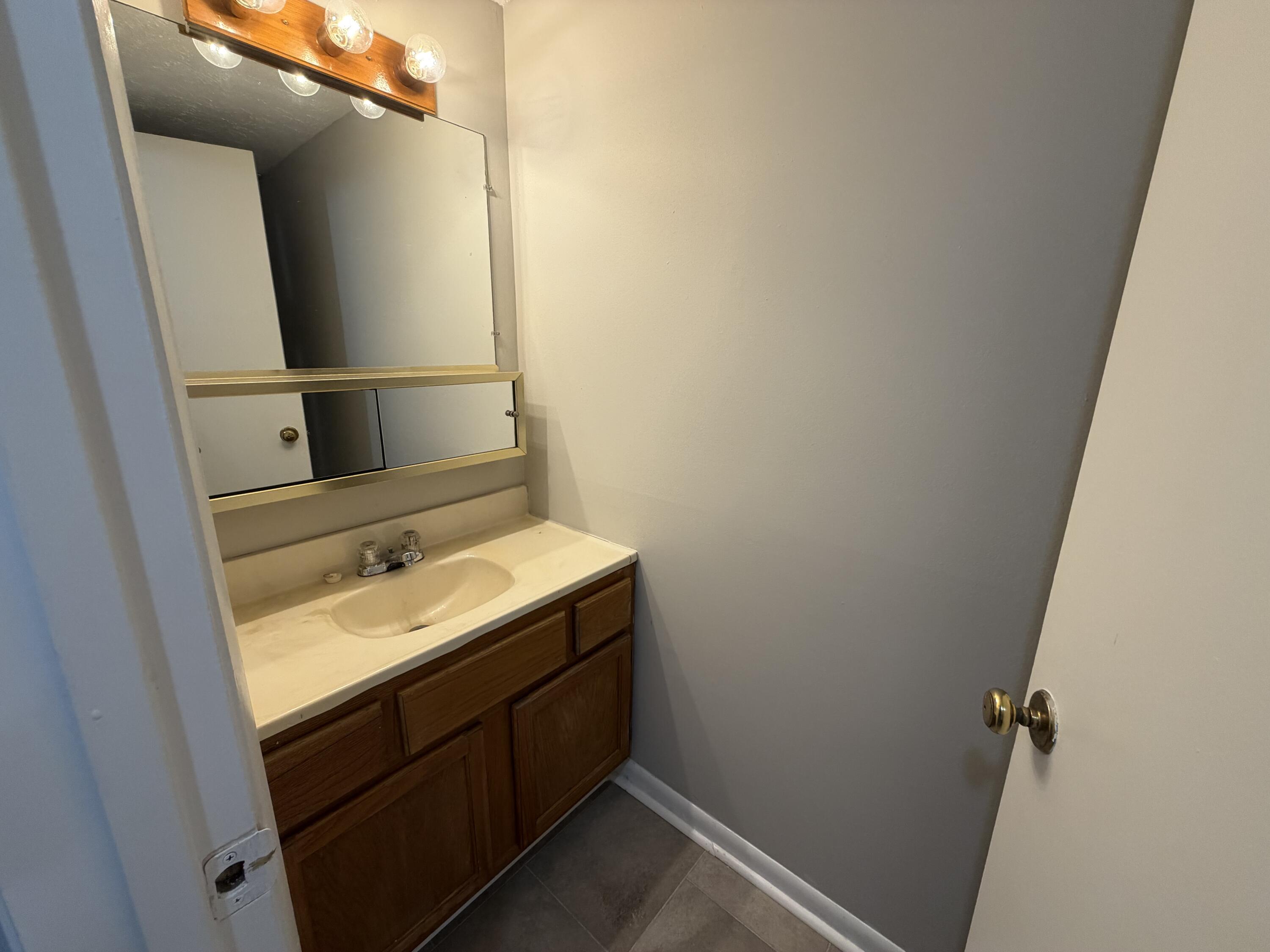 201 Regency Point Path Property Photo 11