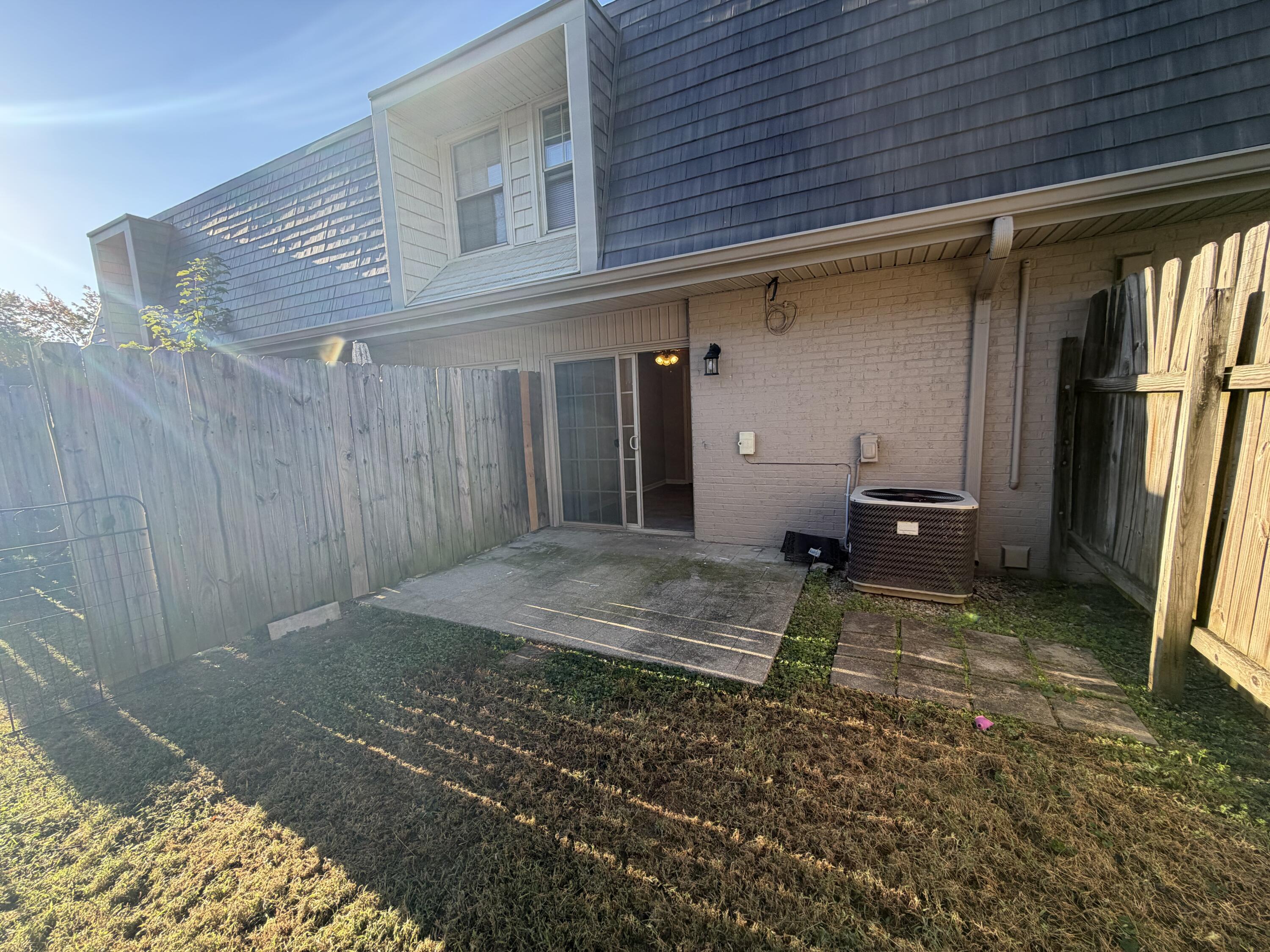 201 Regency Point Path Property Photo 17