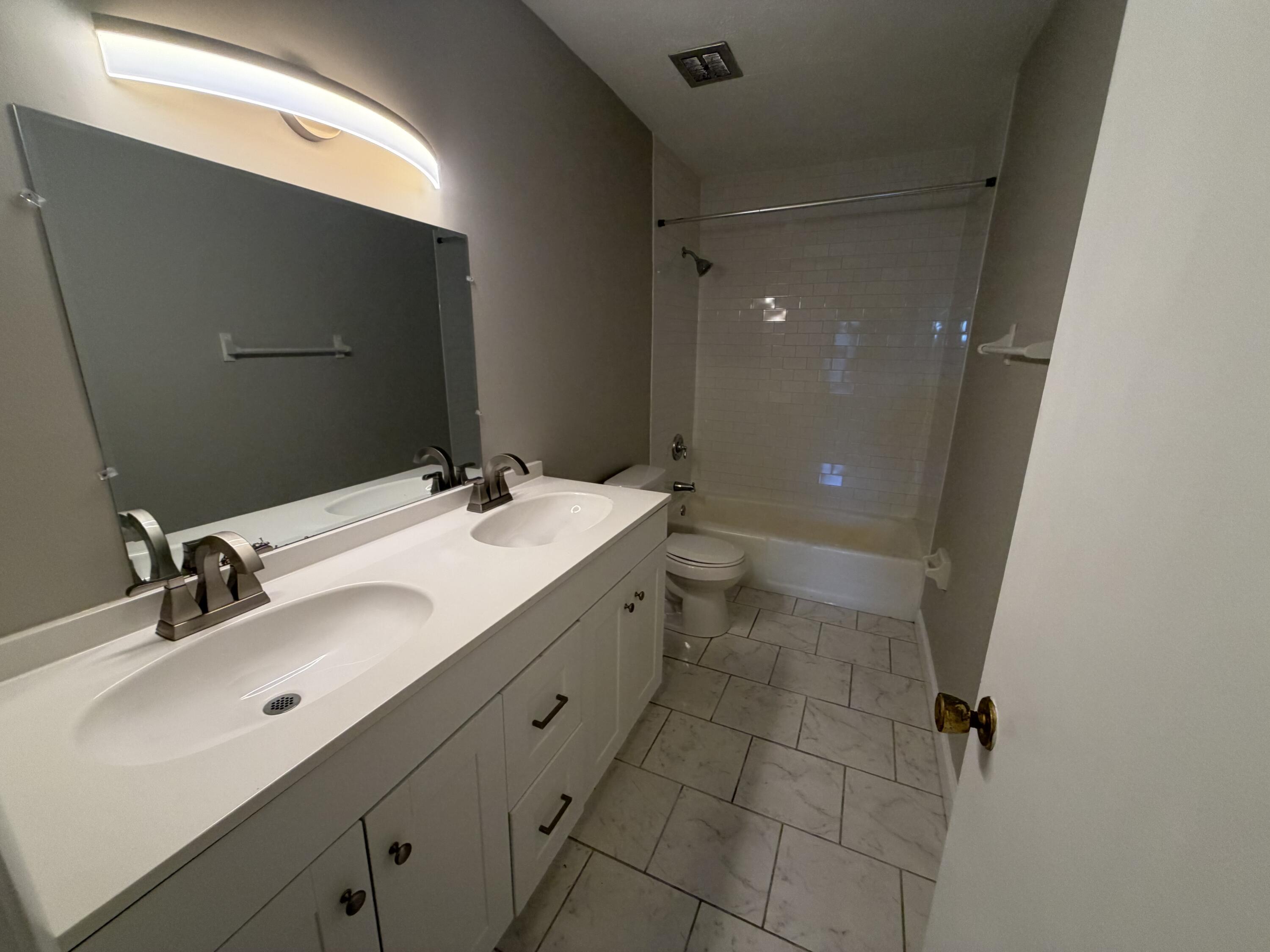 201 Regency Point Path Property Photo 23