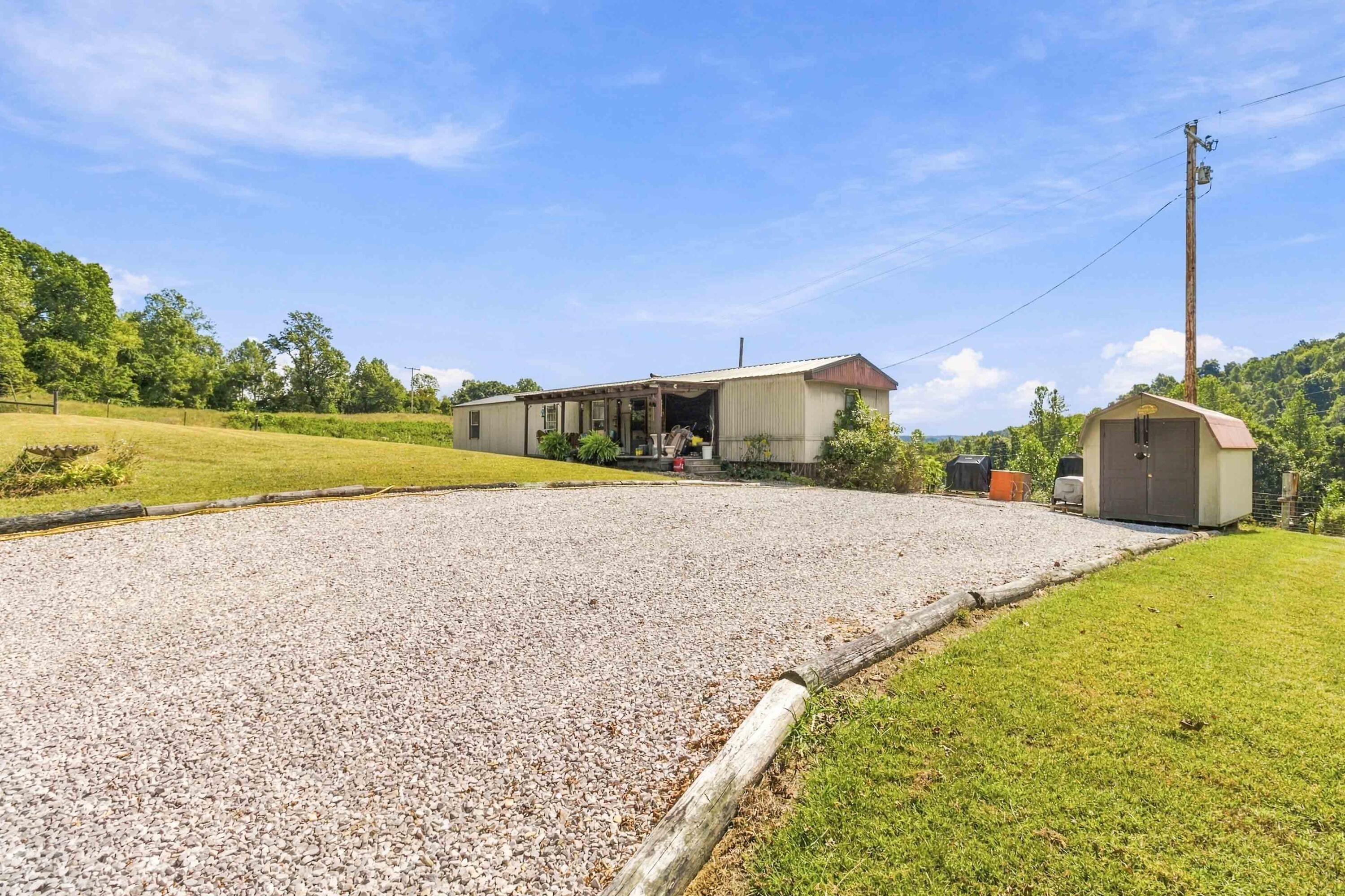 859 Wildrose Road Property Photo 14