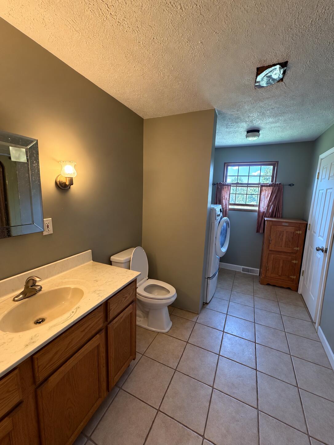 23 Animal Farm Road Property Photo 8