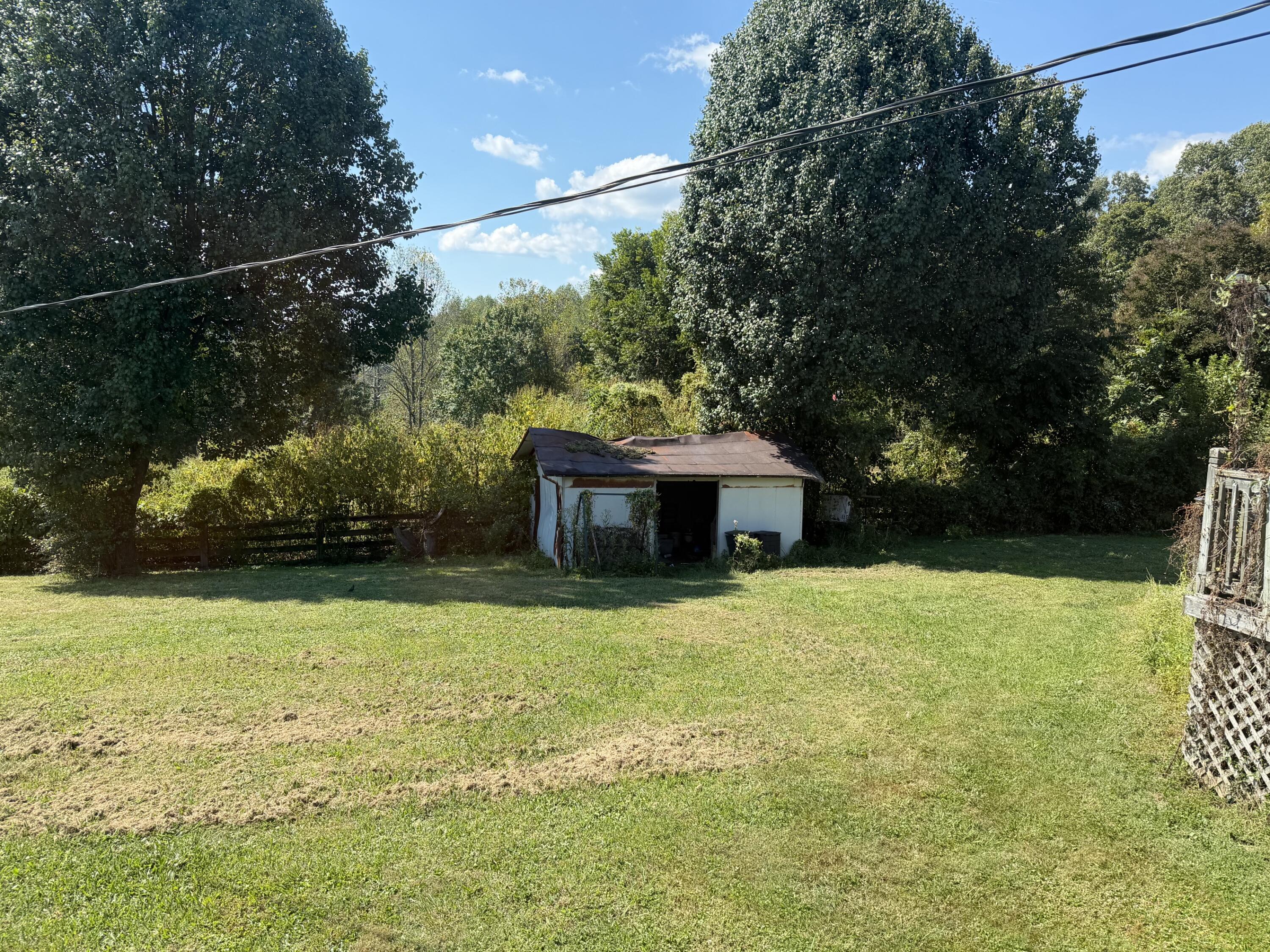 23 Animal Farm Road Property Photo 18
