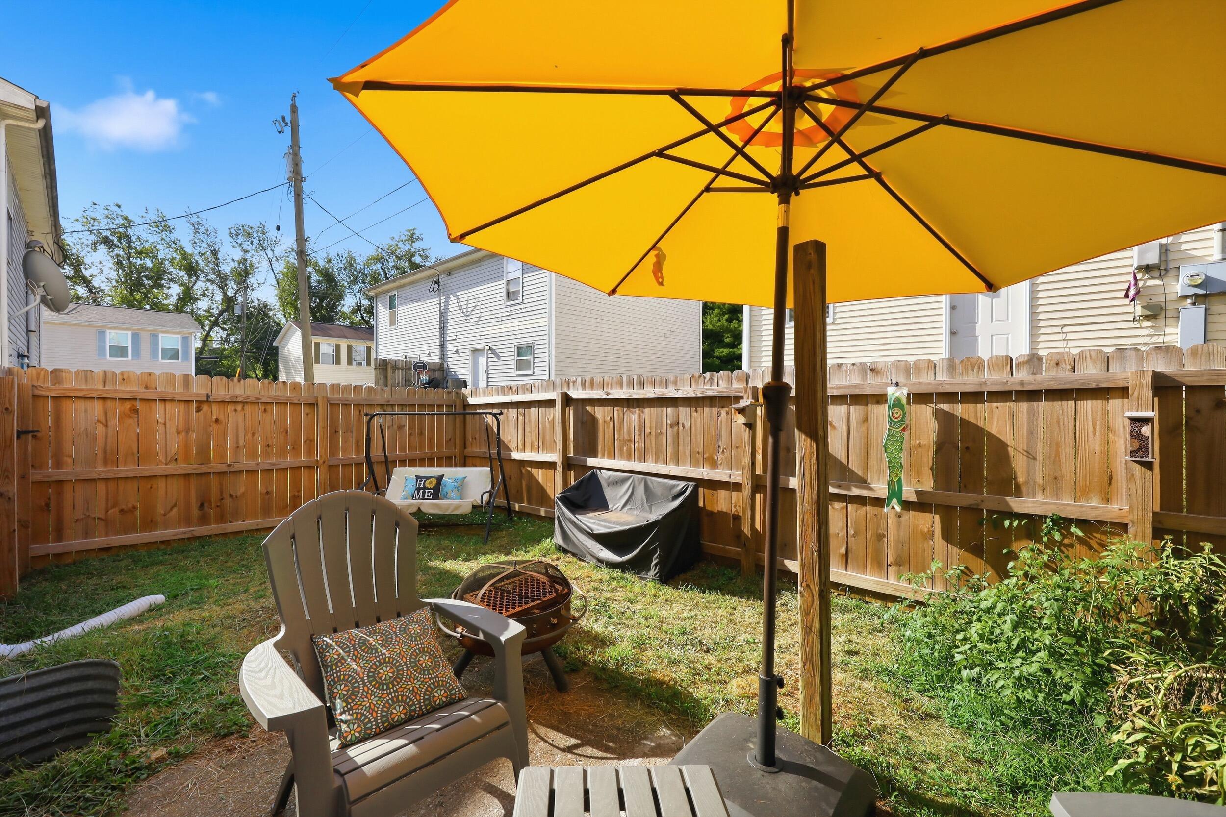 2537 Lindenhurst Loop Property Photo 18
