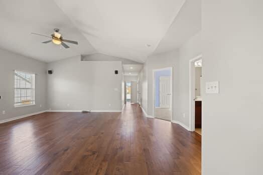 108 Covington Way Property Photo 5