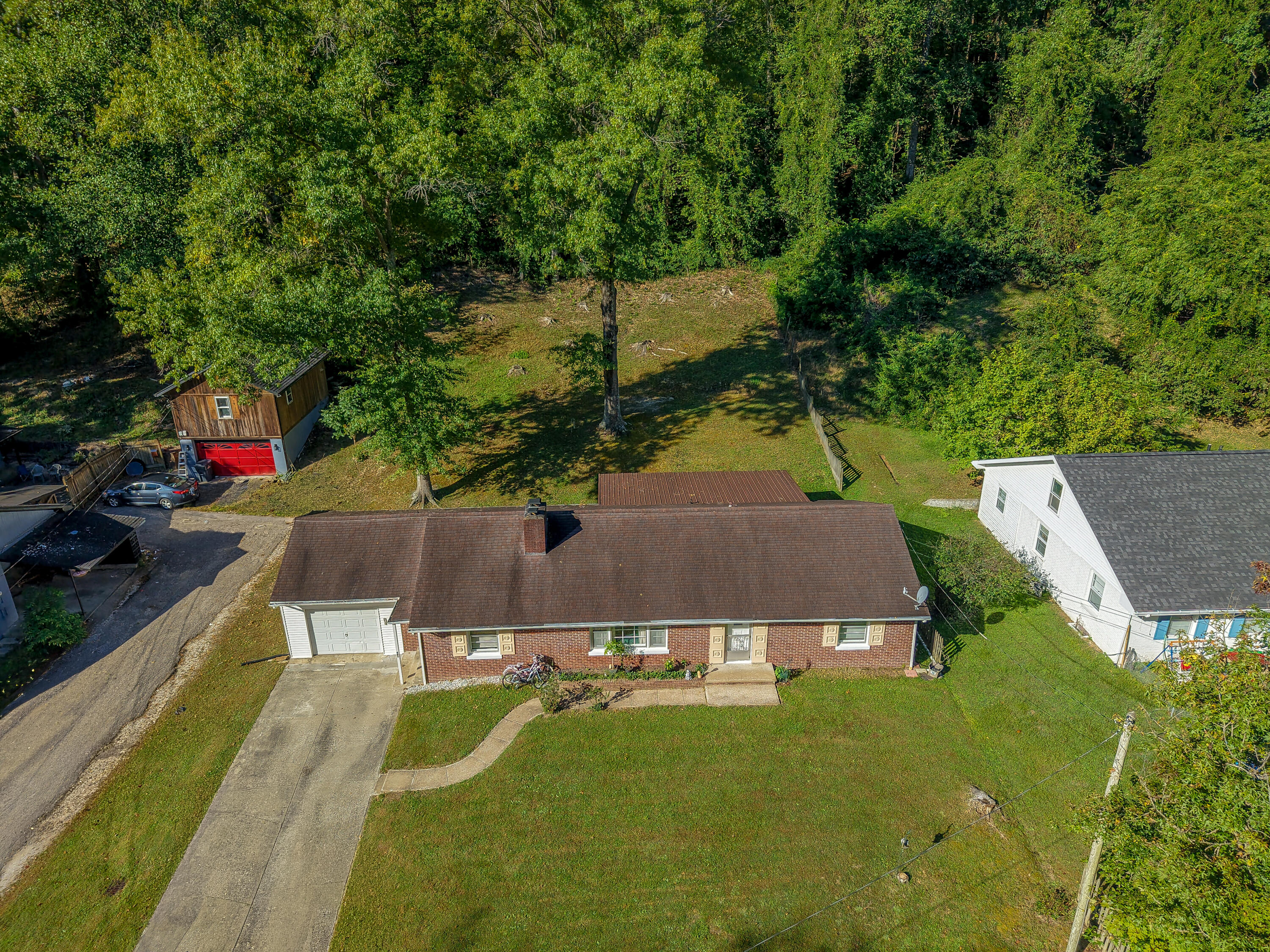 485 N Wilson Avenue Property Photo 10
