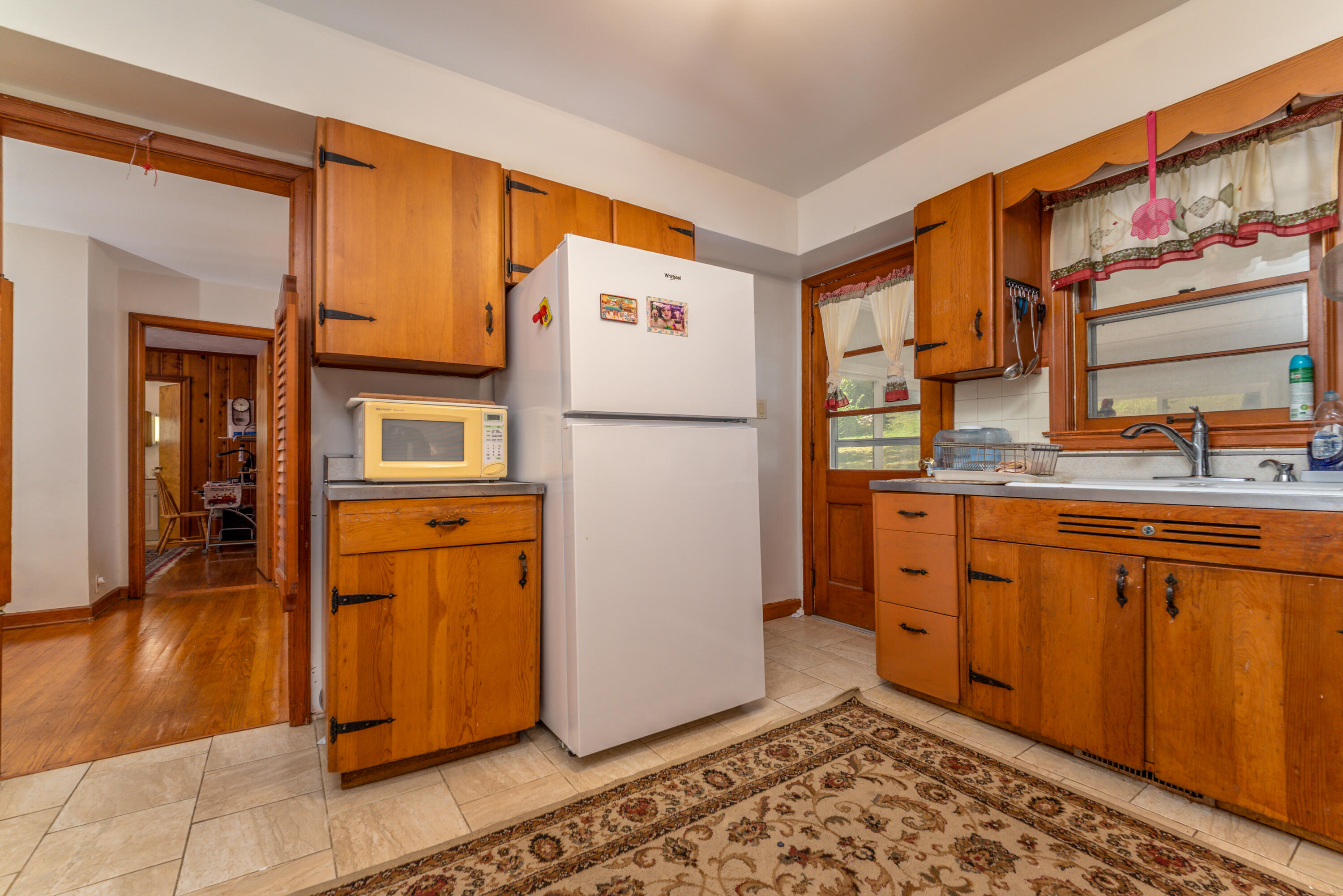 485 N Wilson Avenue Property Photo 18