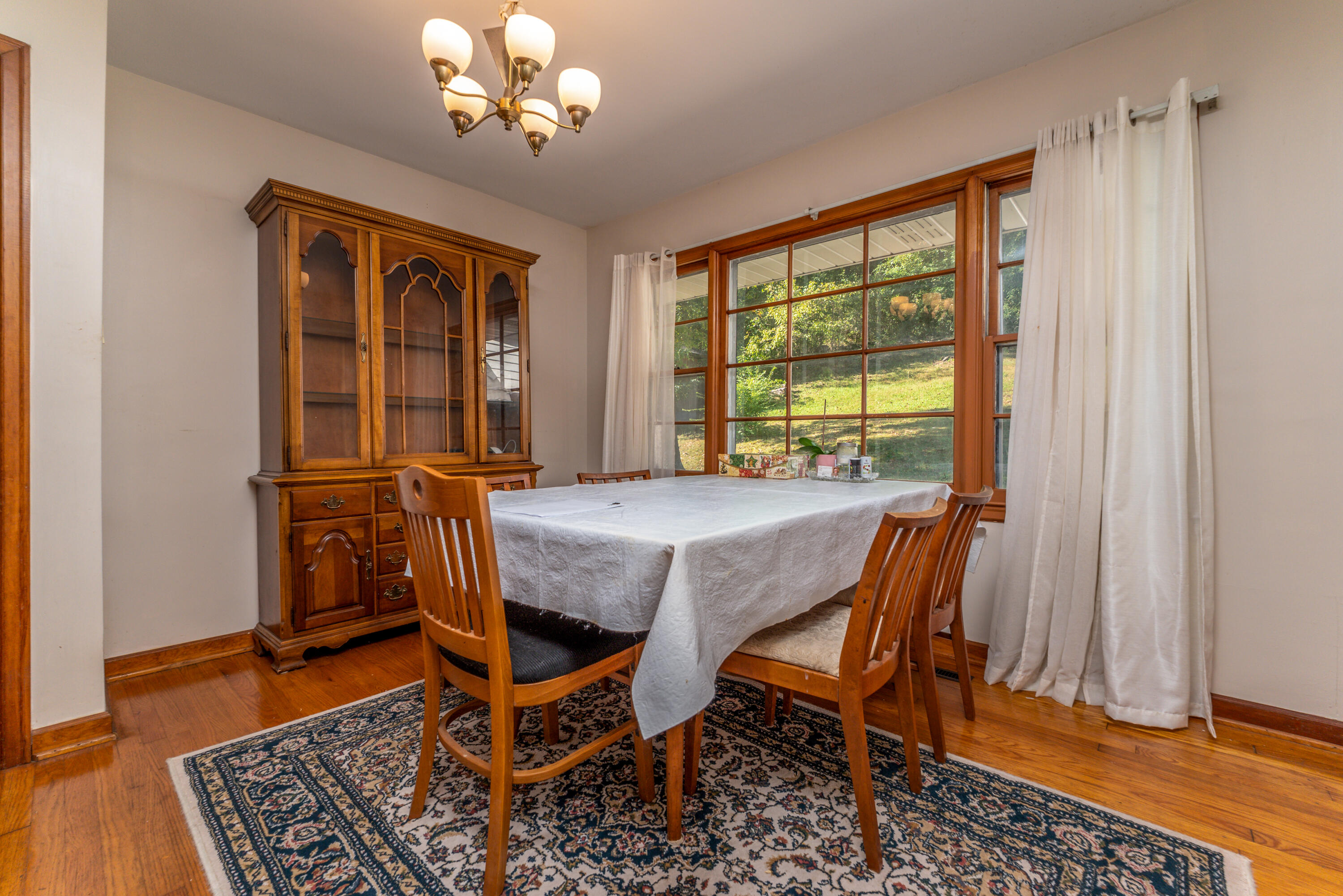 485 N Wilson Avenue Property Photo 19