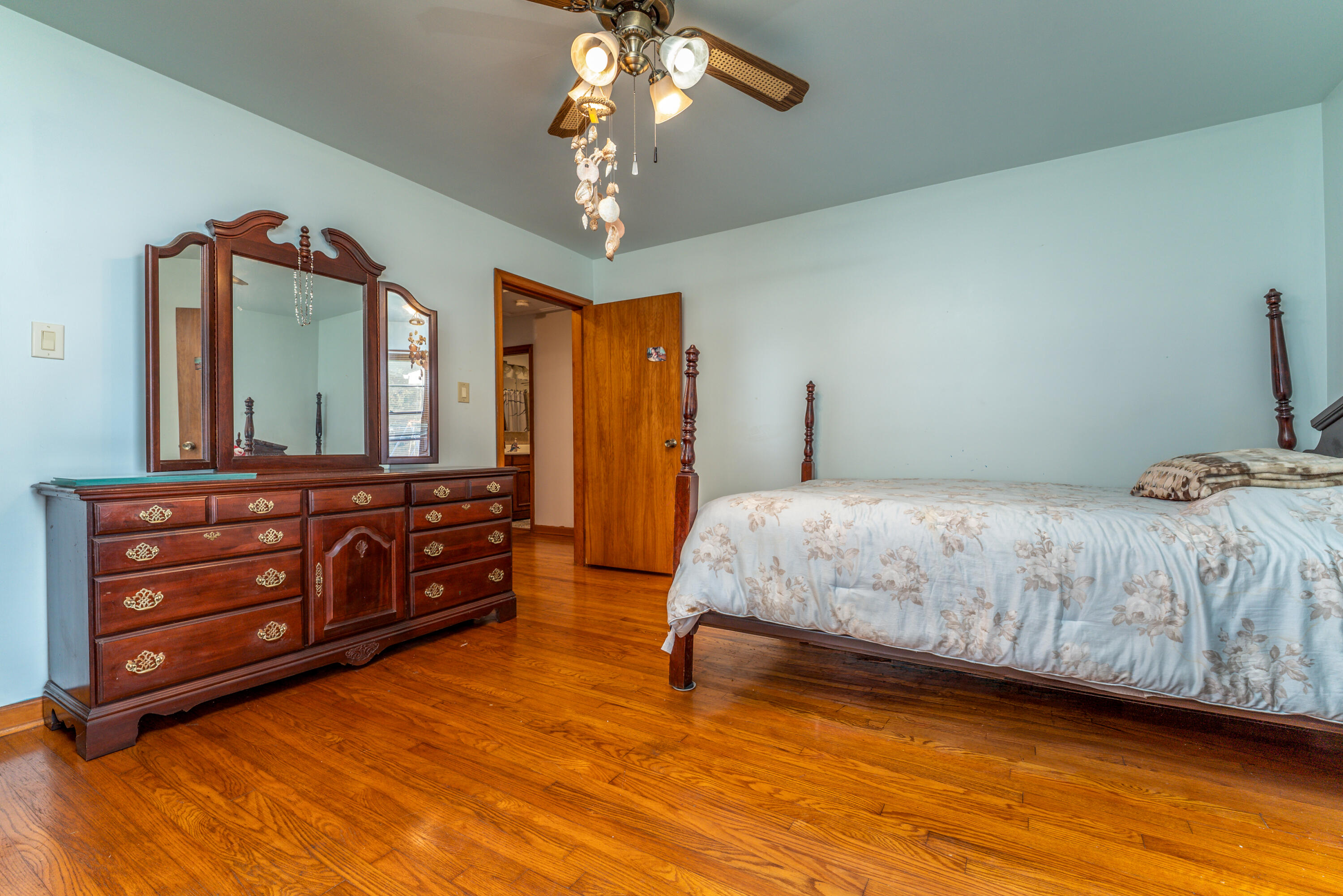 485 N Wilson Avenue Property Photo 24