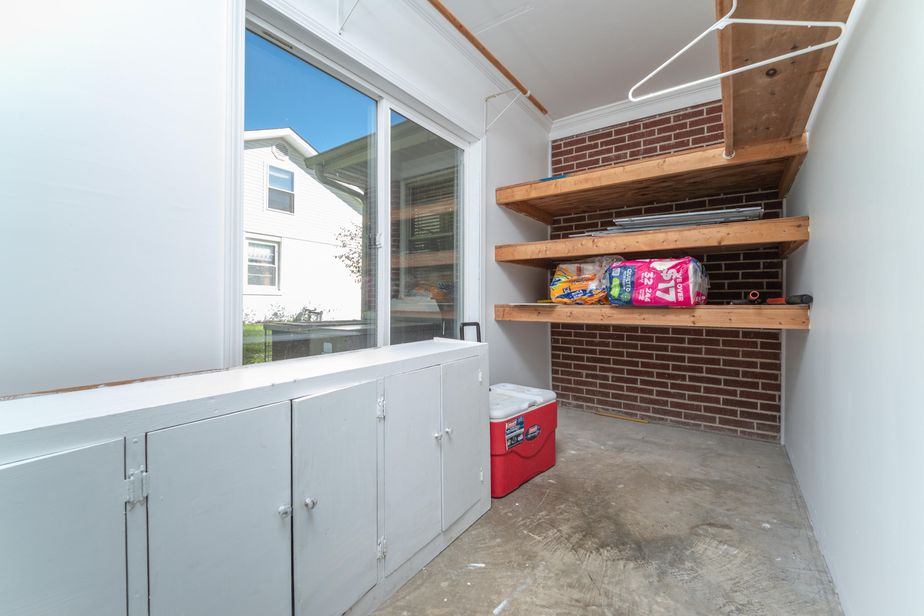 485 N Wilson Avenue Property Photo 34