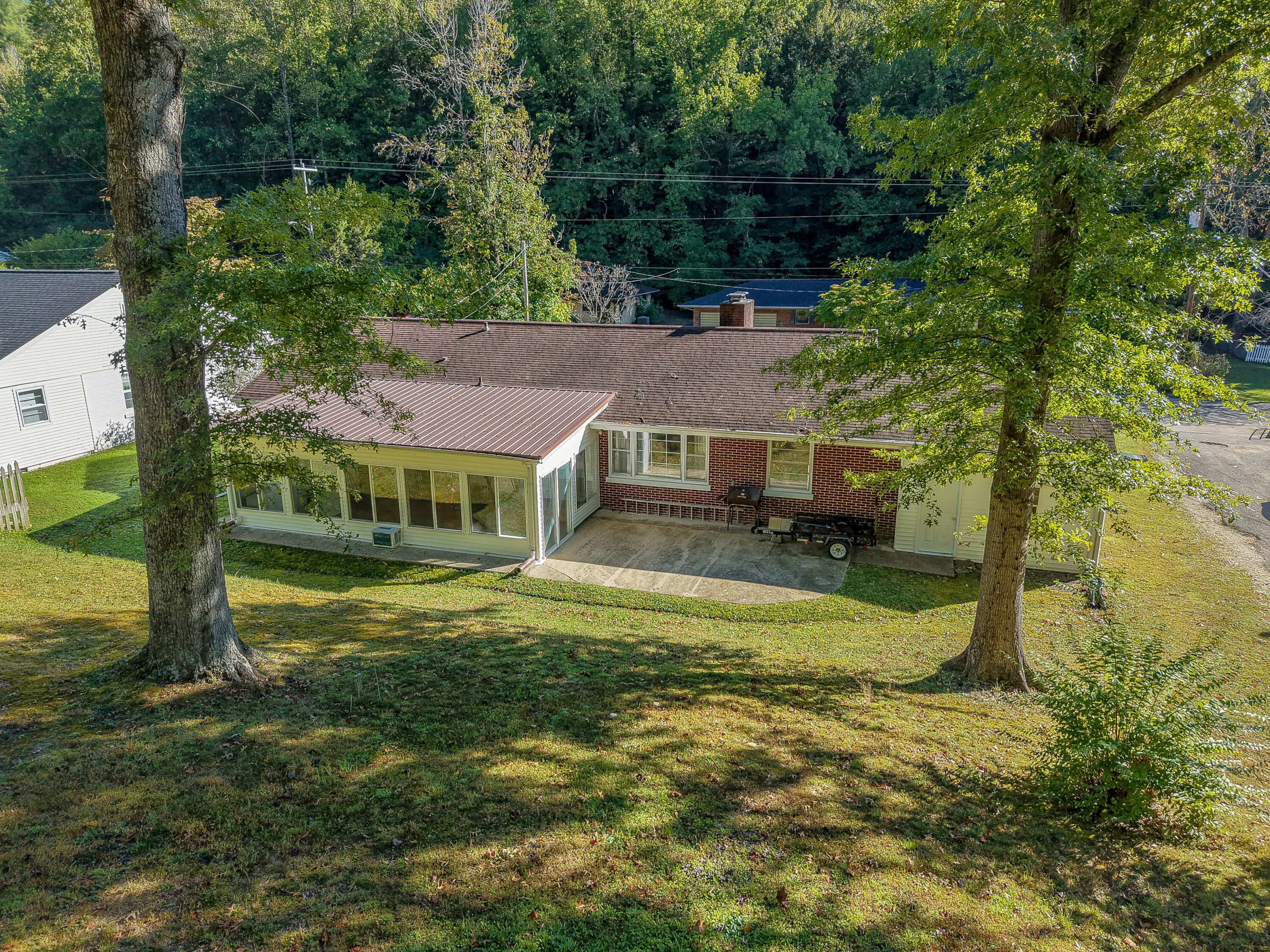 485 N Wilson Avenue Property Photo 39