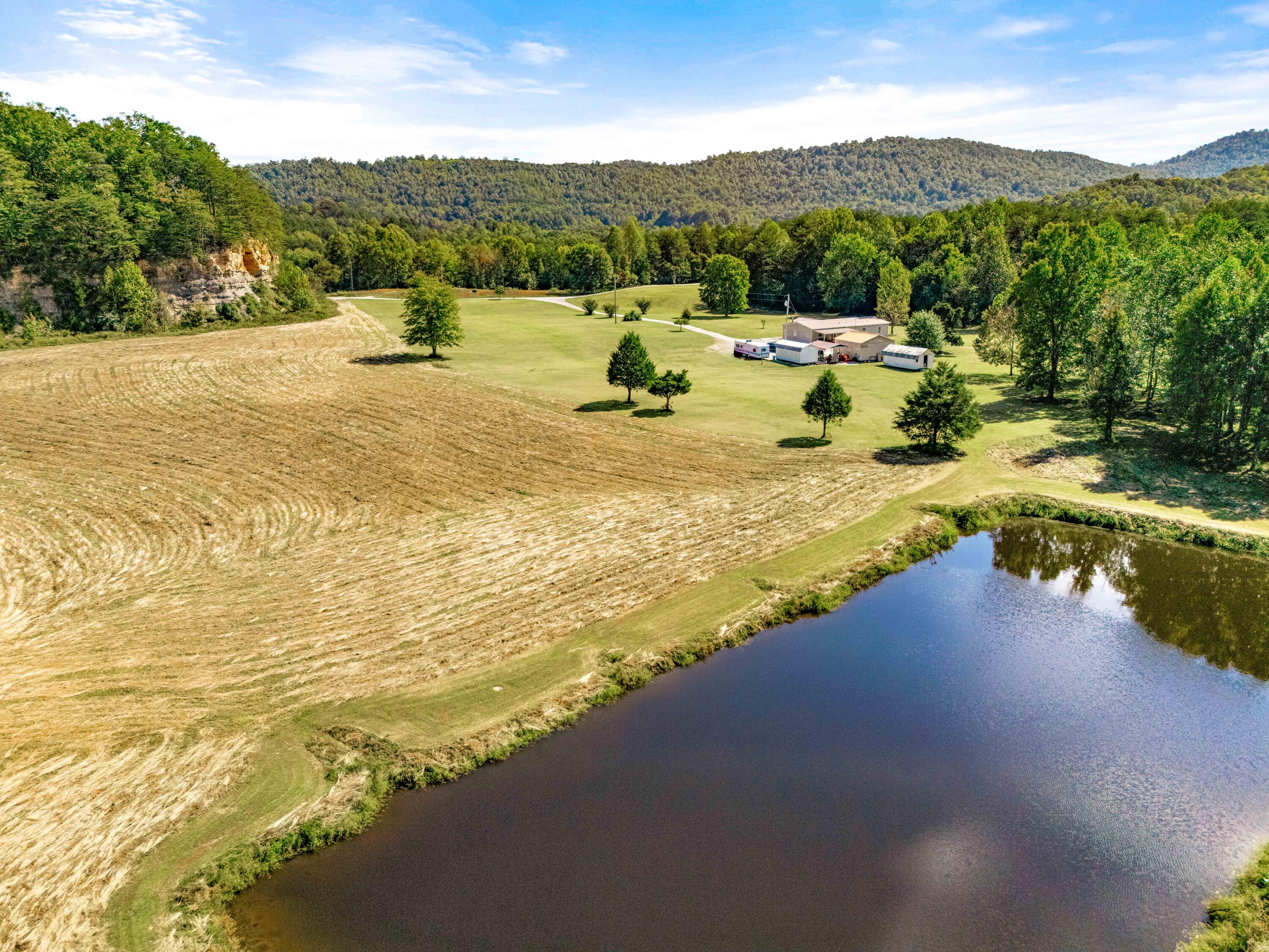 749 Hamblin Hollow Road Property Photo 1